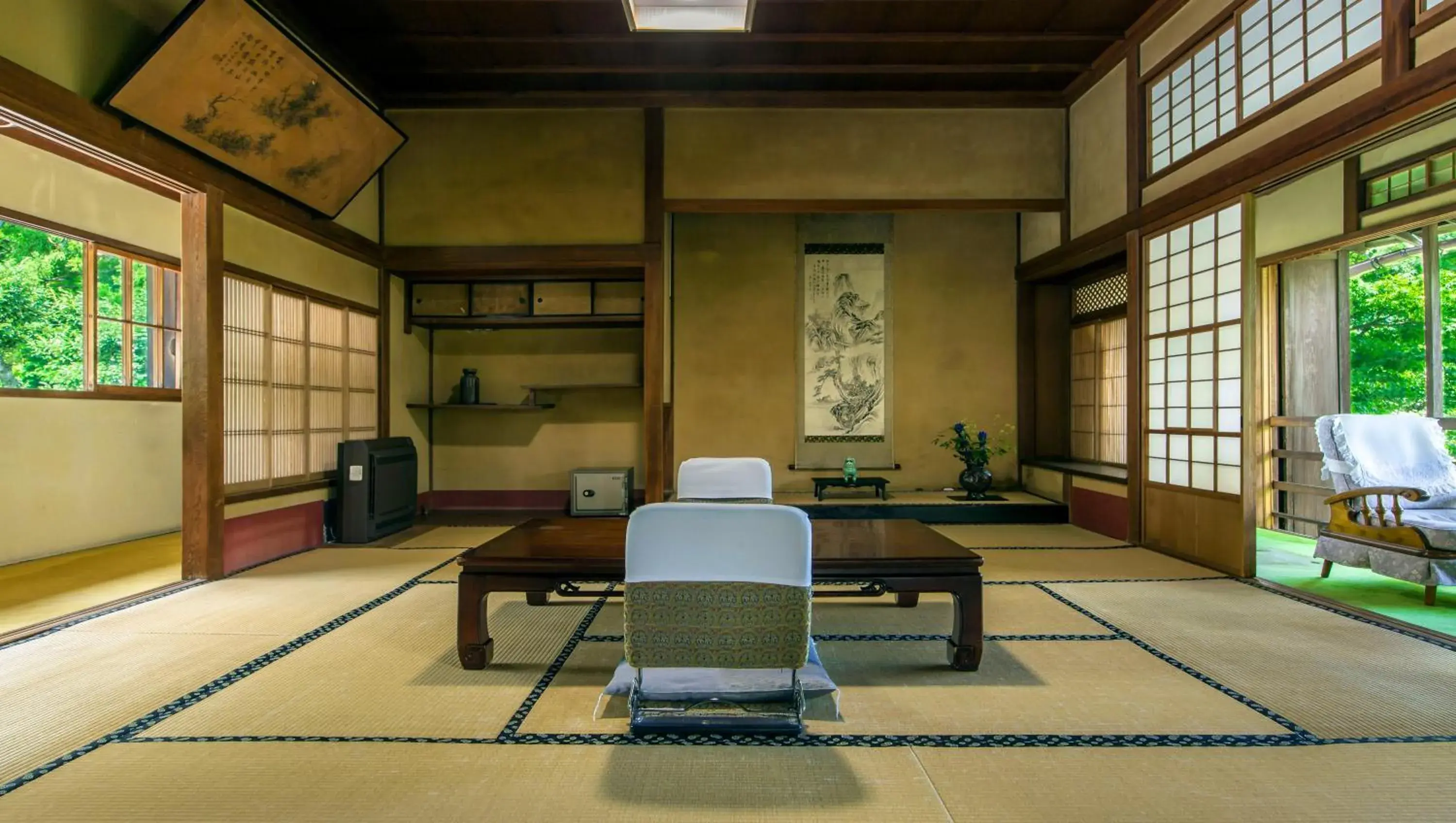 Japanese-Style Superior Family Room with Hot Spring Bath - 2nd Floor in Gora Kansuiro Japanese-Style Superior Family Room with Hot Spring Bath - 2nd Floor in Gora Kansuiro