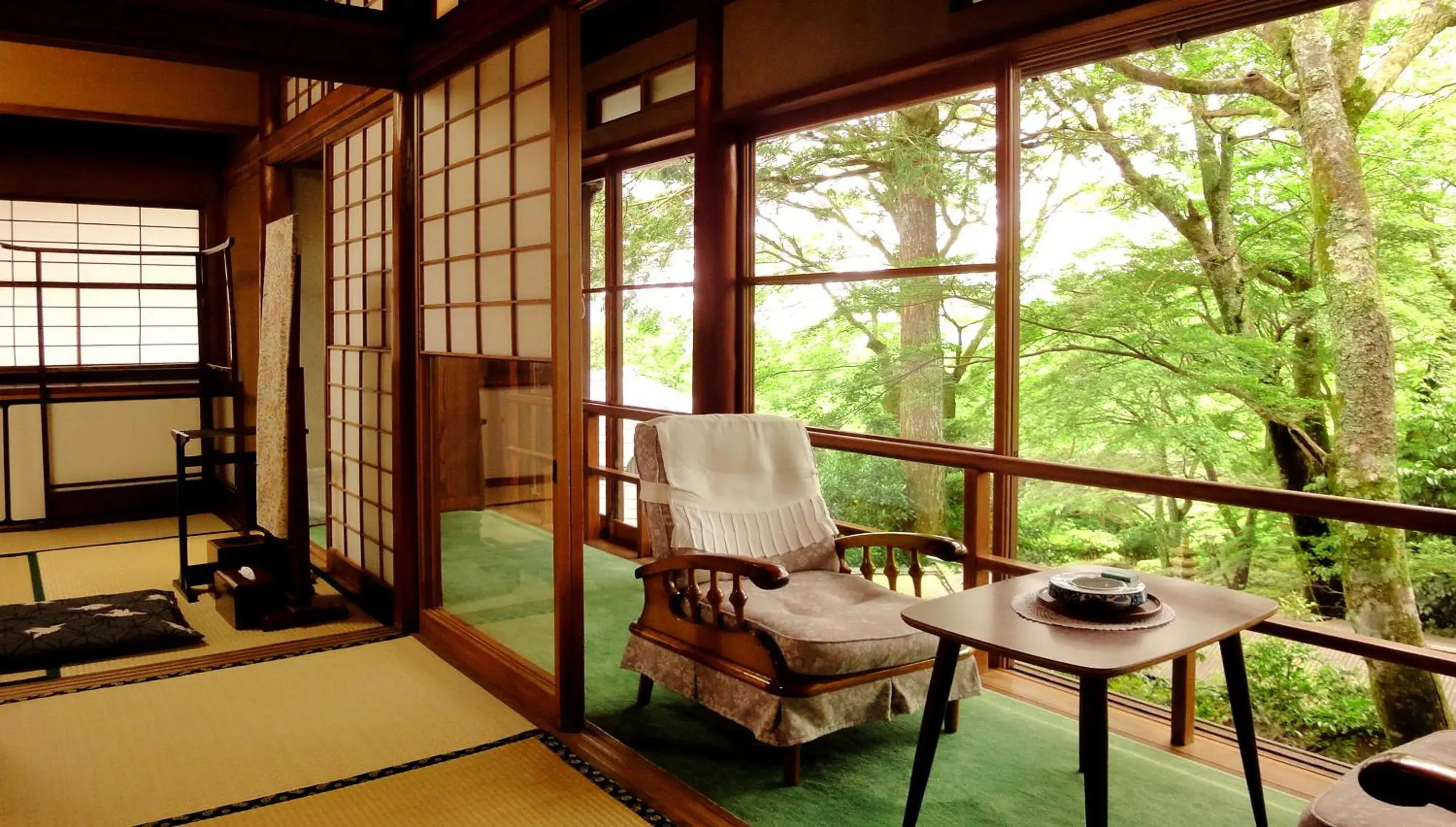 Japanese-Style Standard Room with Hot Spring Bath in Gora Kansuiro Japanese-Style Standard Room with Hot Spring Bath in Gora Kansuiro