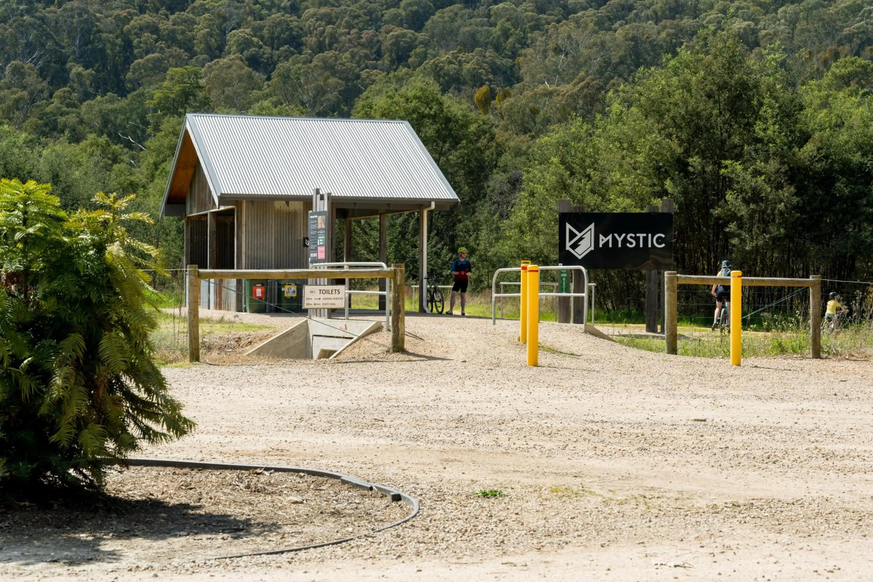 Street view in Bright Cabin Park