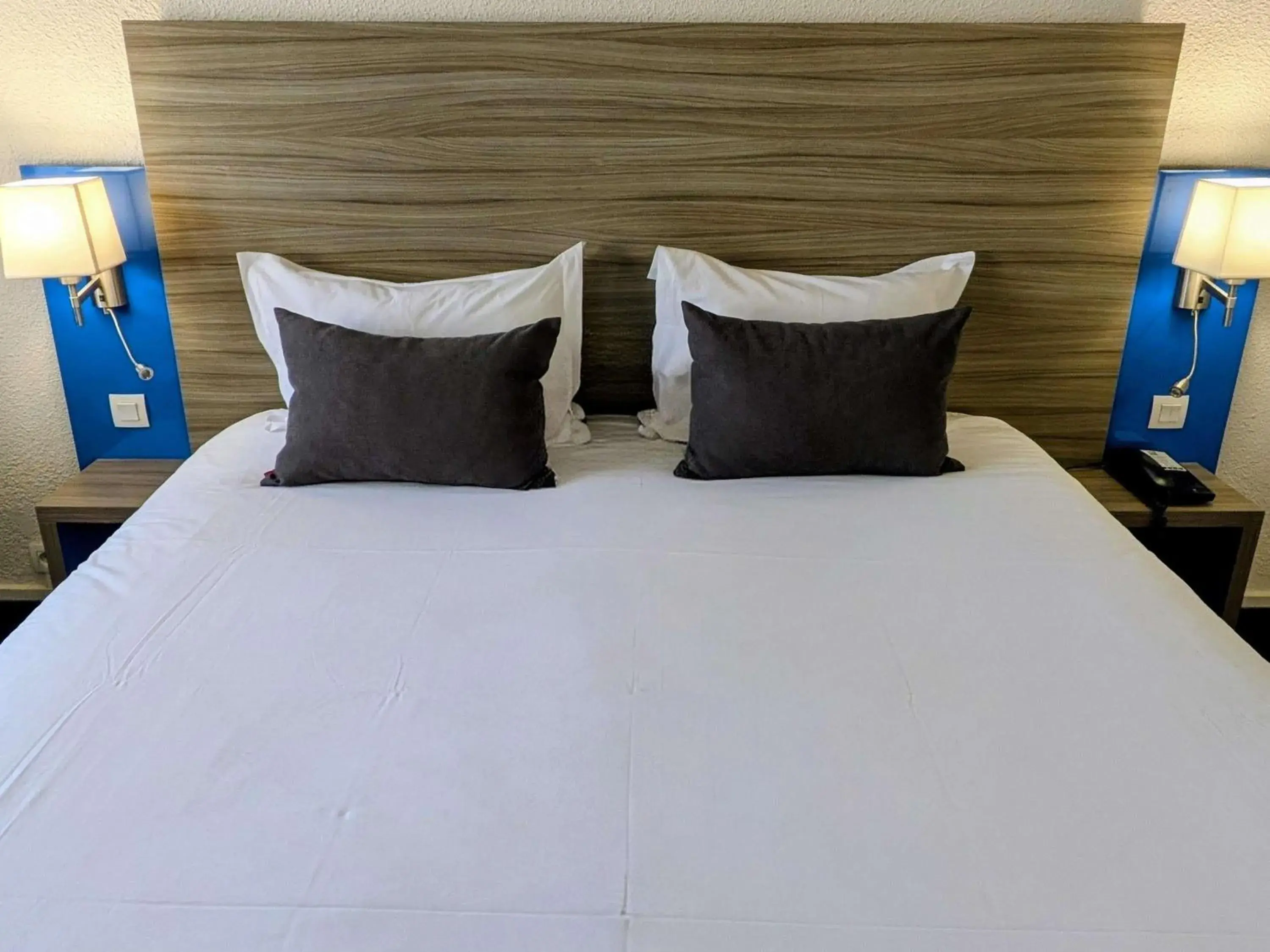 Property building, Bed in ibis Styles Grenoble Centre Gare Property building, Bed in ibis Styles Grenoble Centre Gare