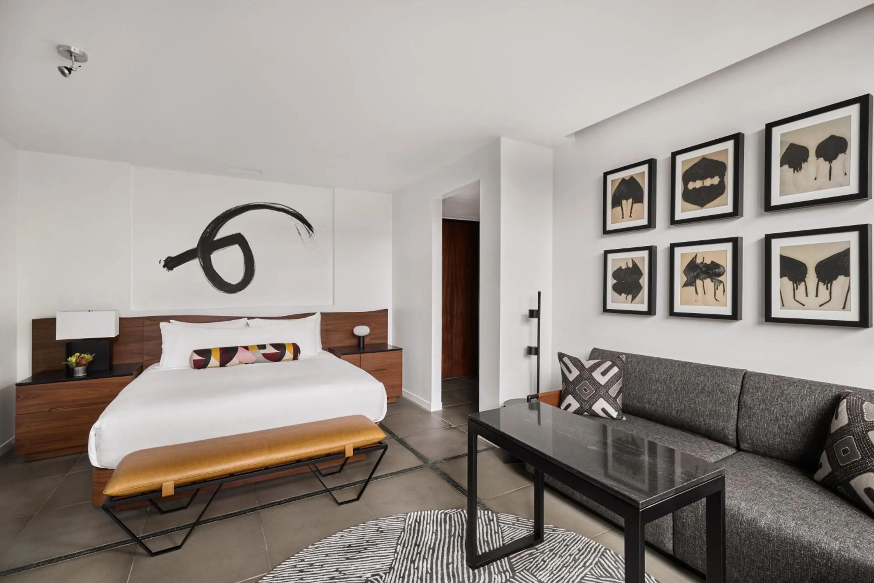 Bed in Bardessono Hotel and Spa