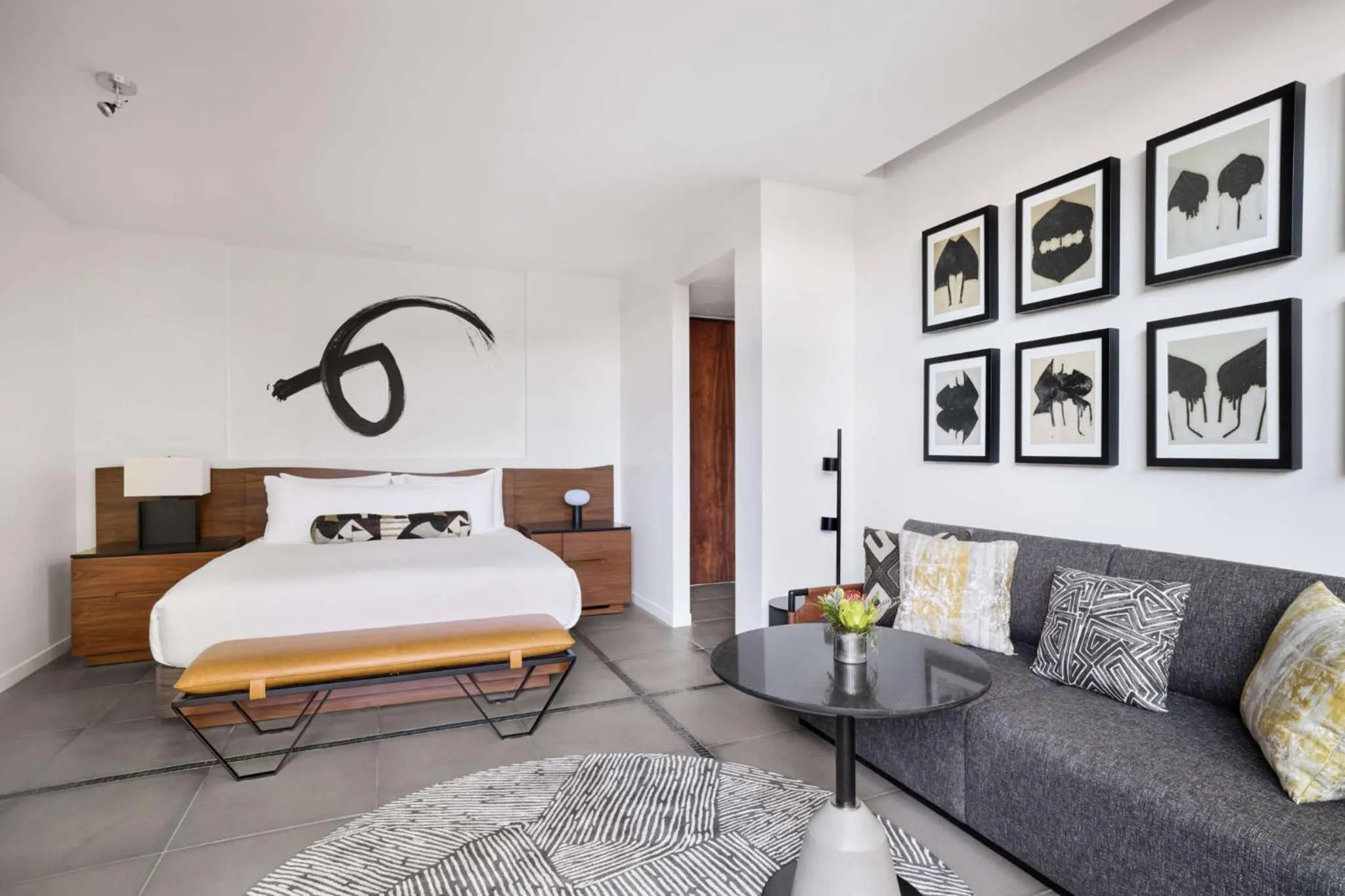 Photo of the whole room, Bed in Bardessono Hotel and Spa