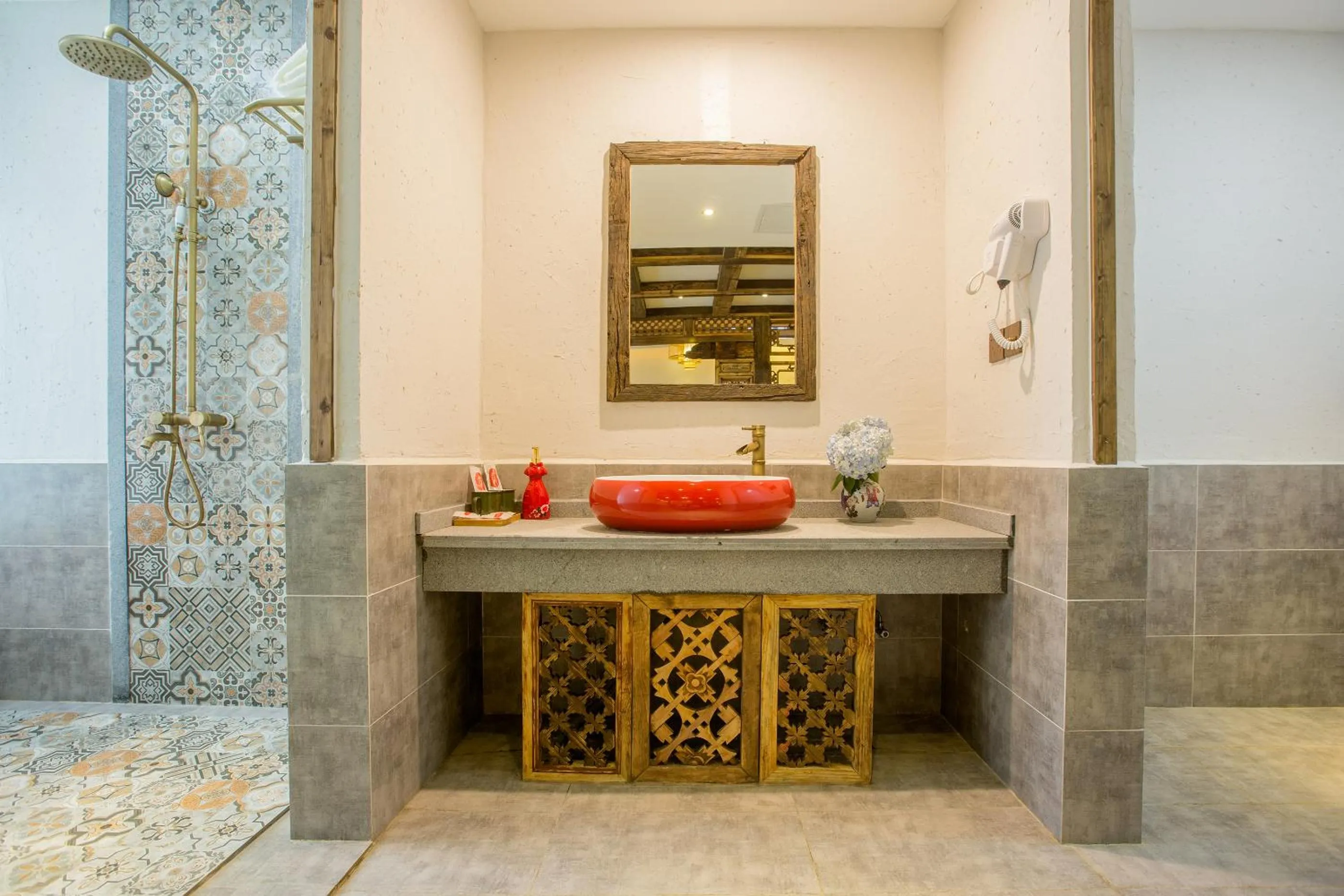 Decorative detail in Old Story Inn Lijiang Old Town