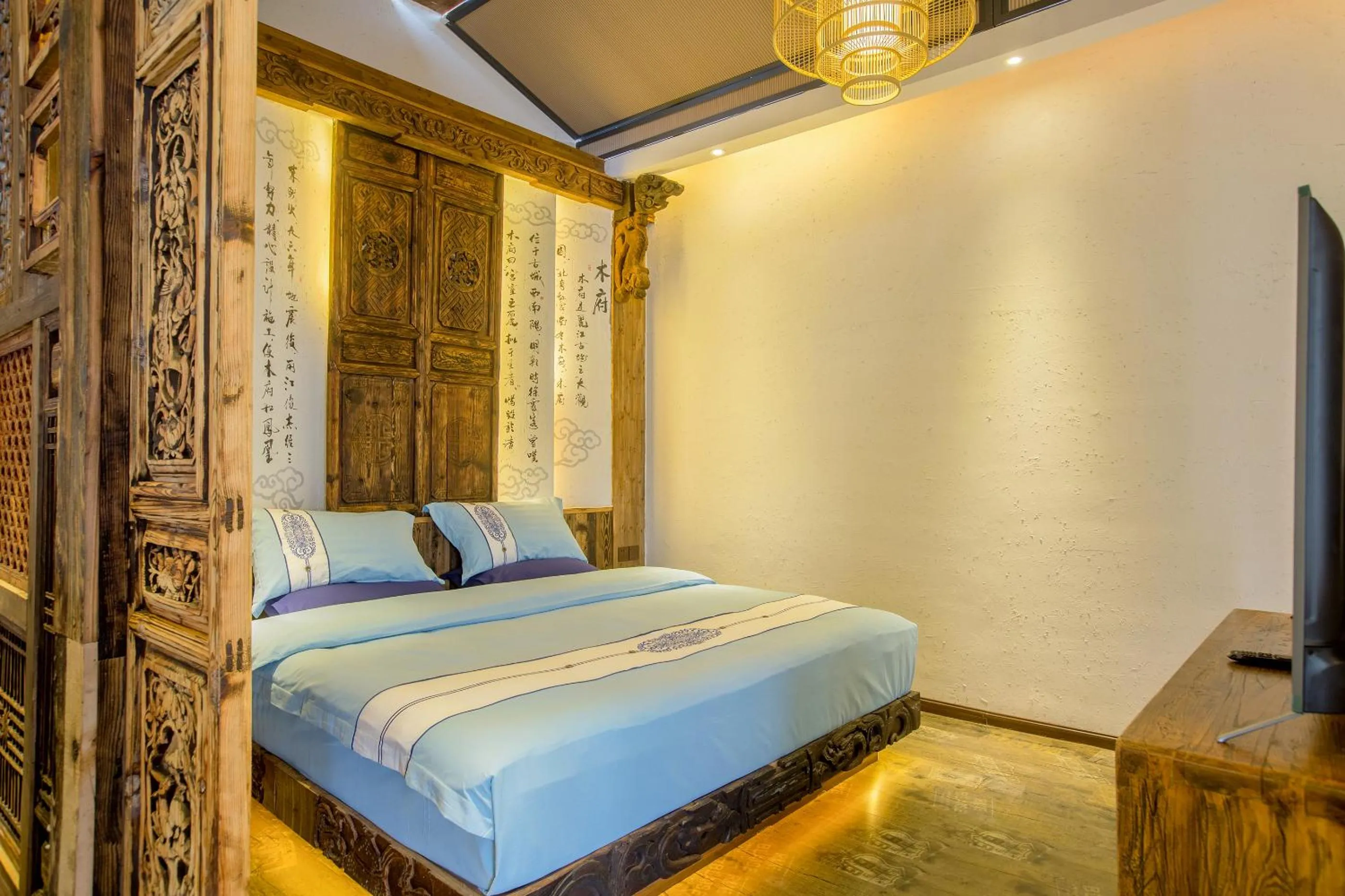 bunk bed, Bed in Old Story Inn Lijiang Old Town