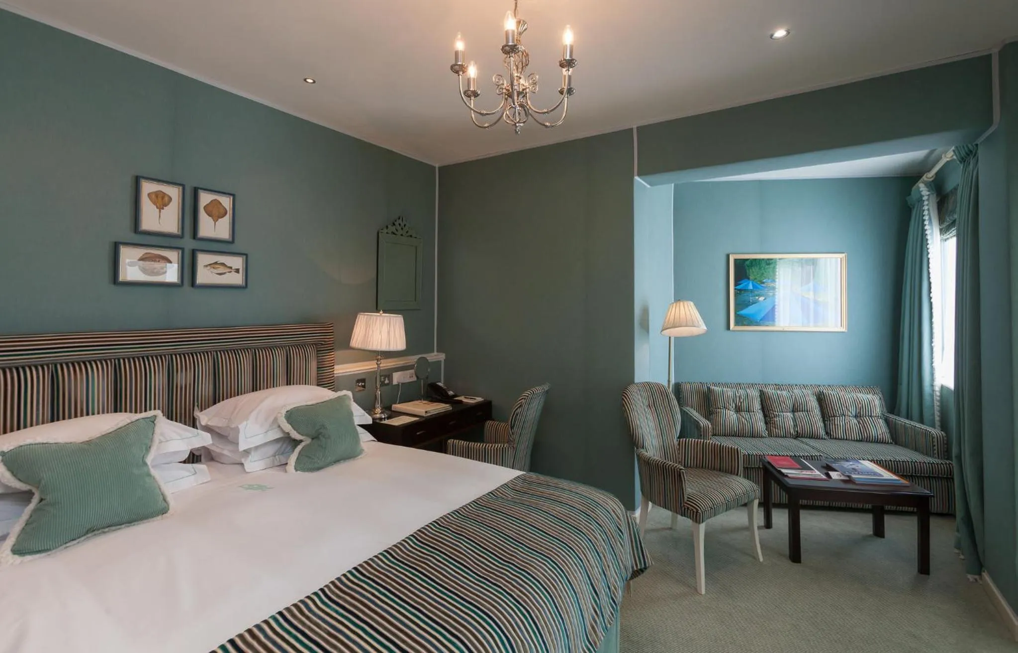 Bedroom, Bed in Duke Of Richmond Hotel