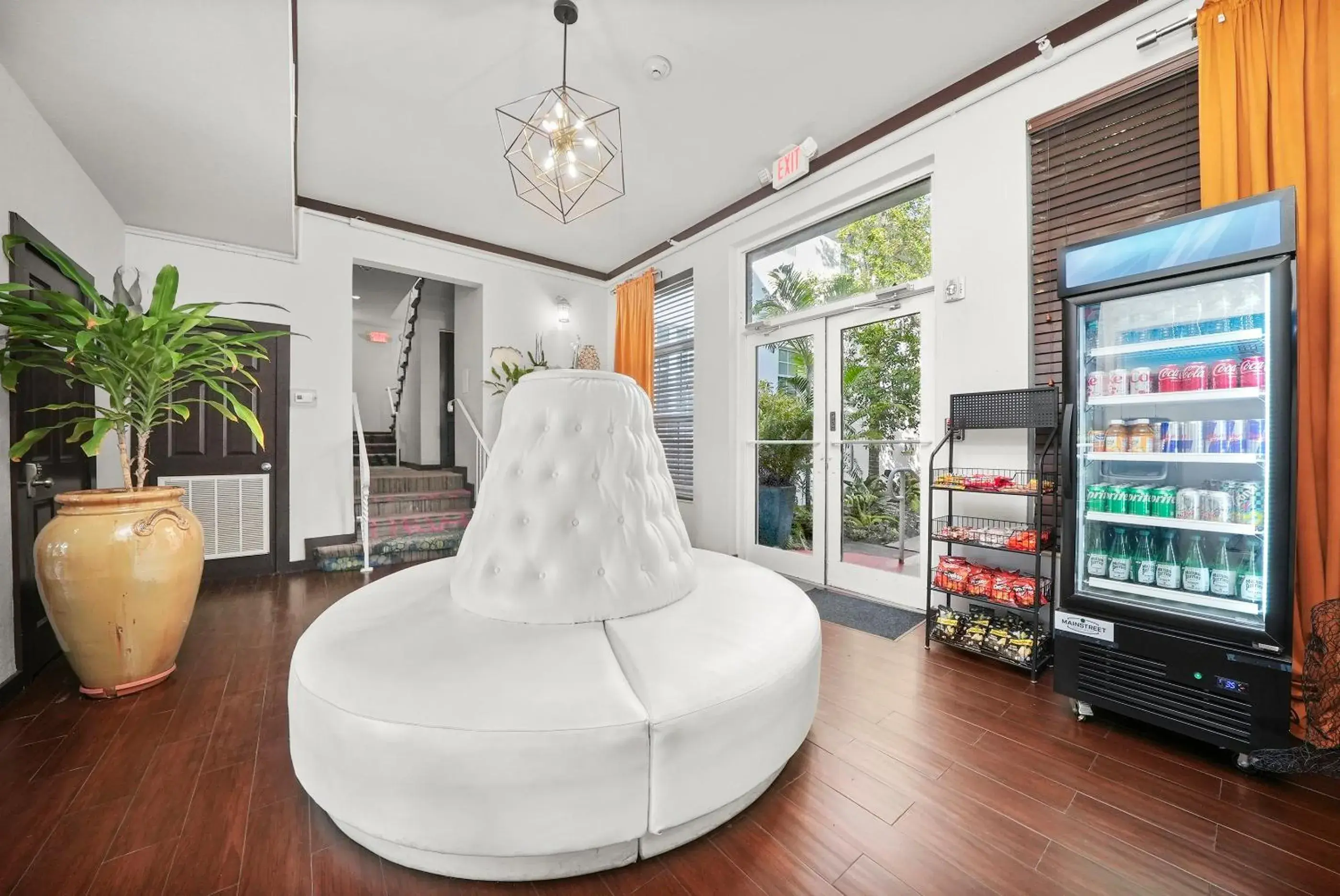 Lobby or reception in Tradewinds Apartment Hotel Miami Beach Lobby or reception in Tradewinds Apartment Hotel Miami Beach