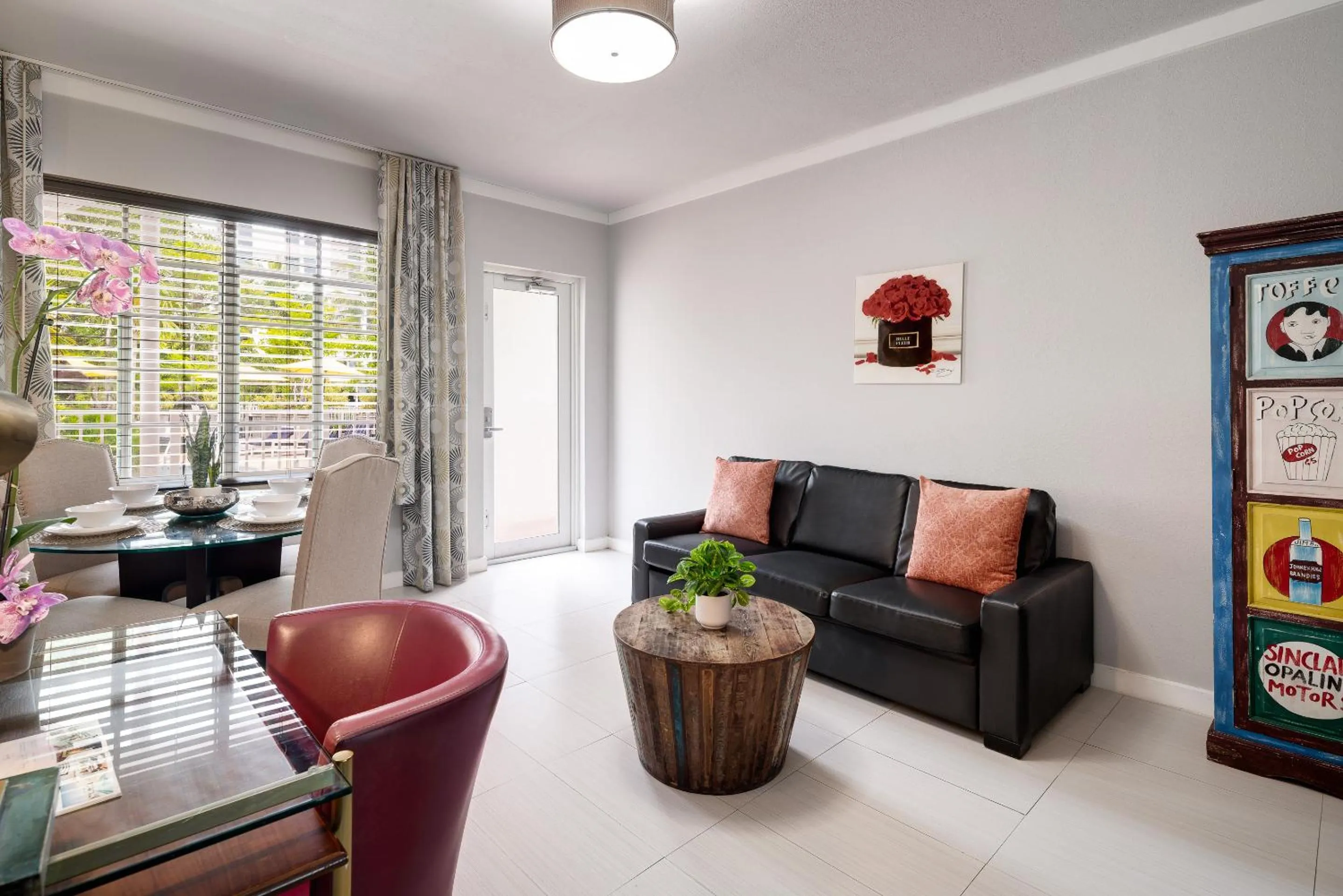 Living room in Tradewinds Apartment Hotel Miami Beach