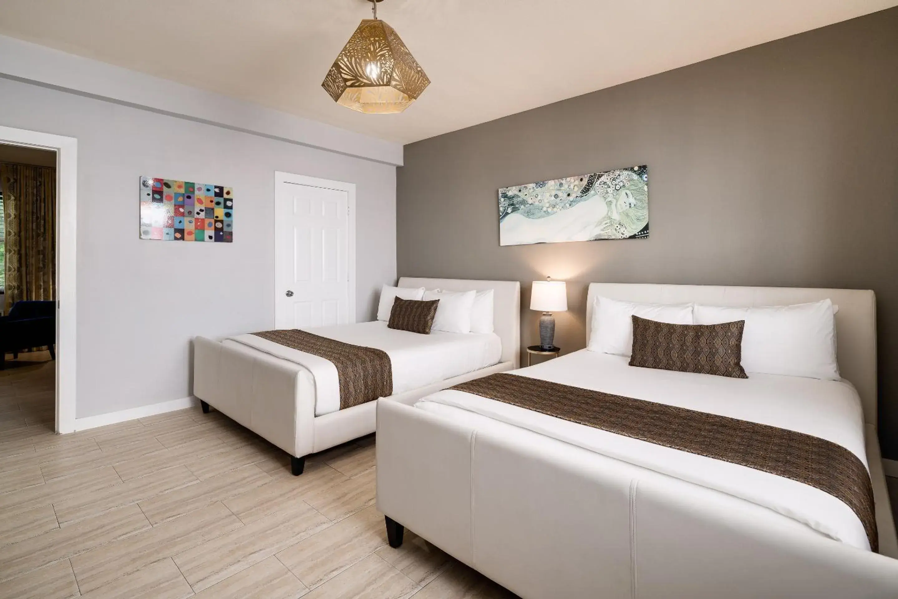 Bed in Tradewinds Apartment Hotel Miami Beach Bed in Tradewinds Apartment Hotel Miami Beach