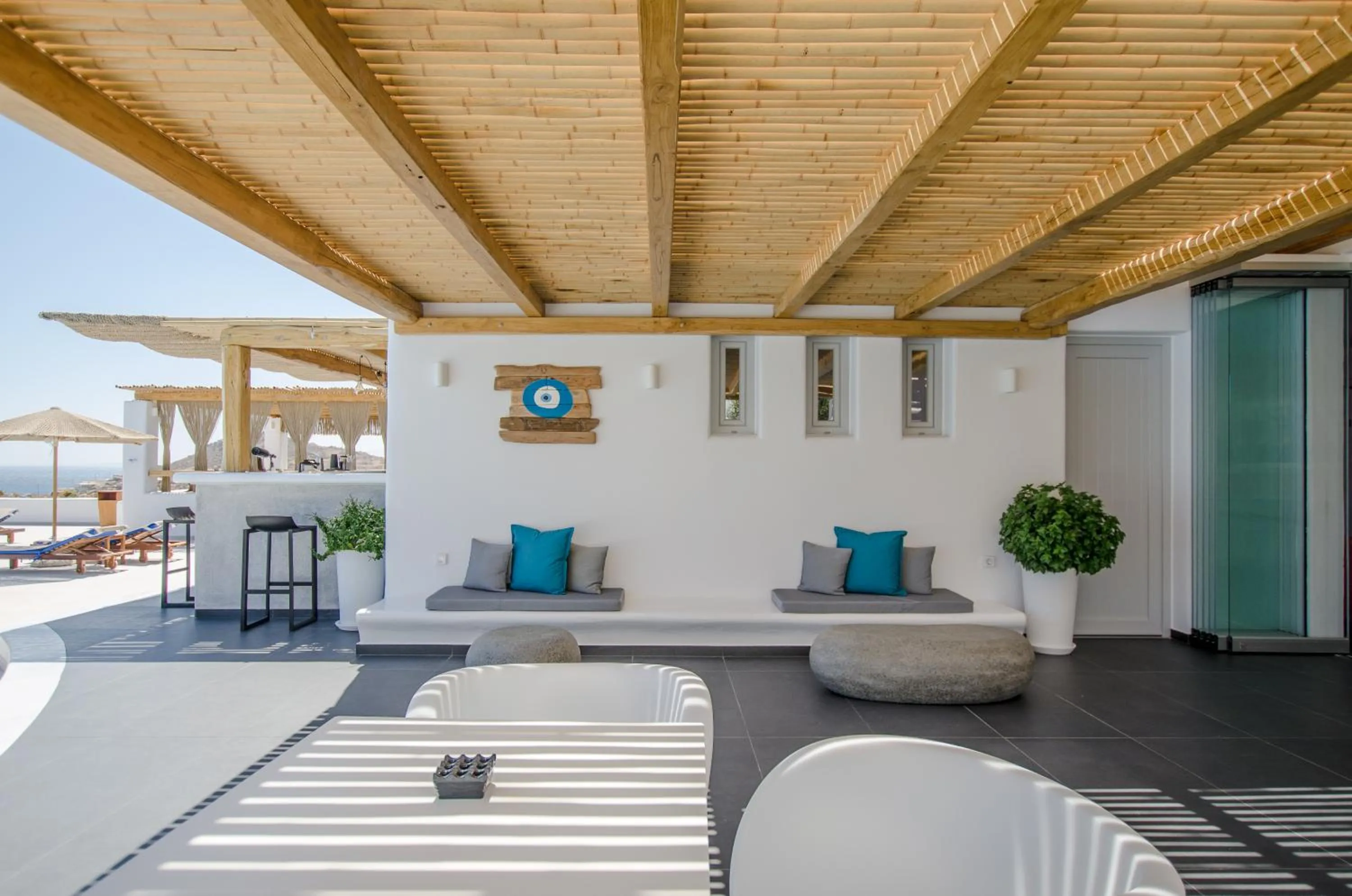 Property building in Lianos Village