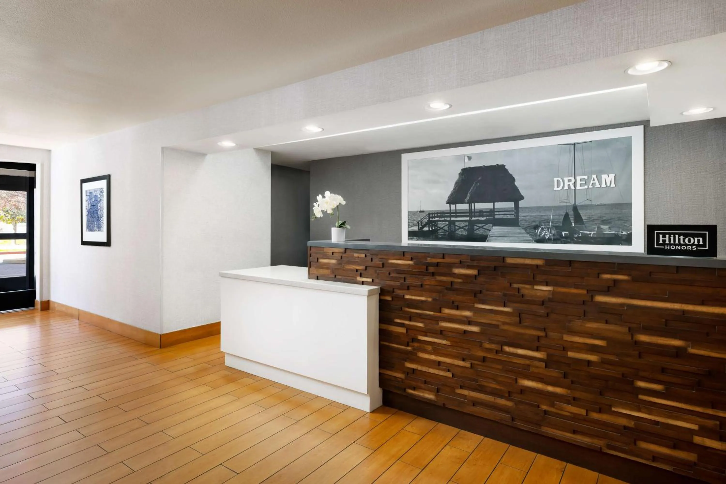 Lobby or reception in Hampton Inn Sacramento/Rancho Cordova