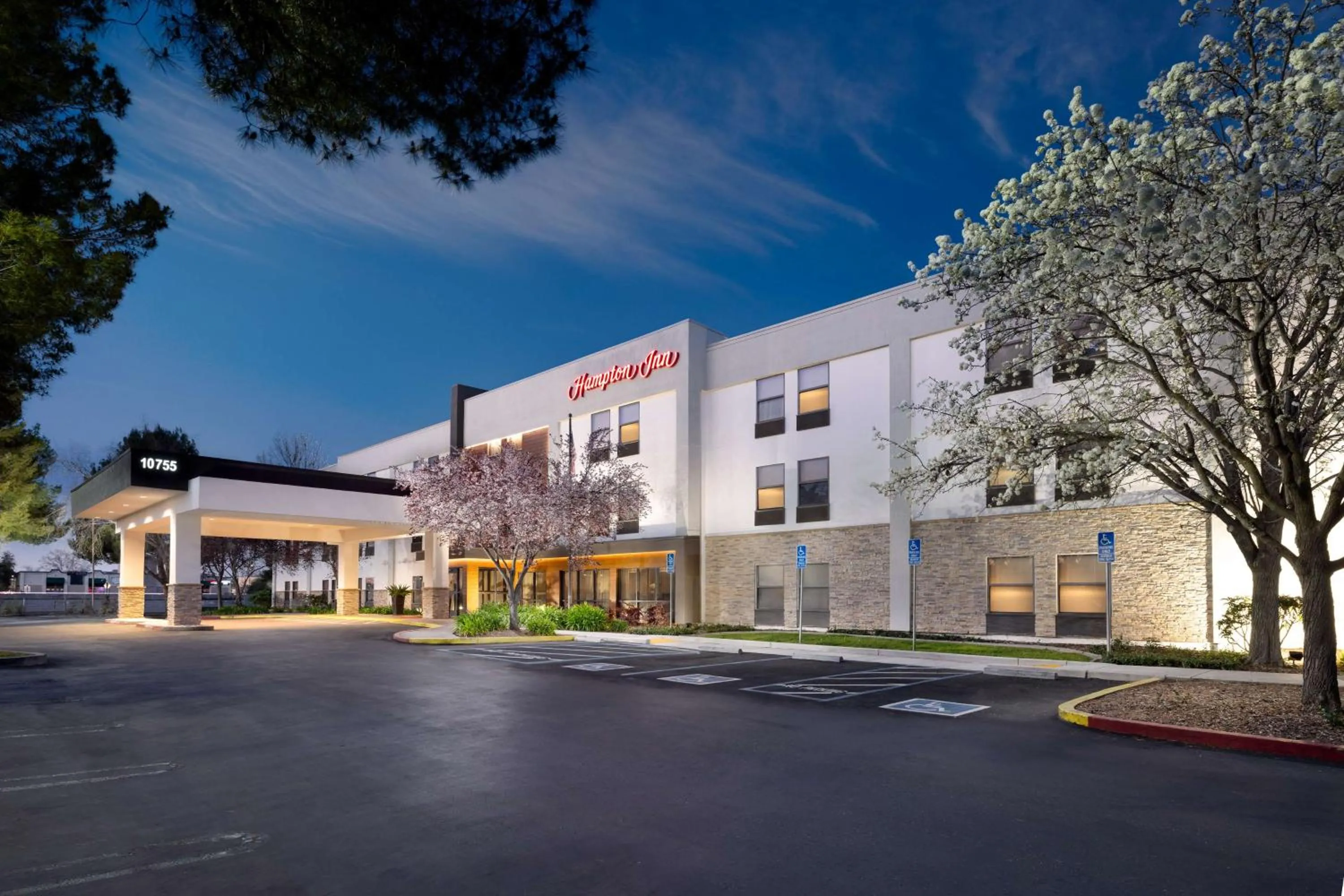 Property building in Hampton Inn Sacramento/Rancho Cordova