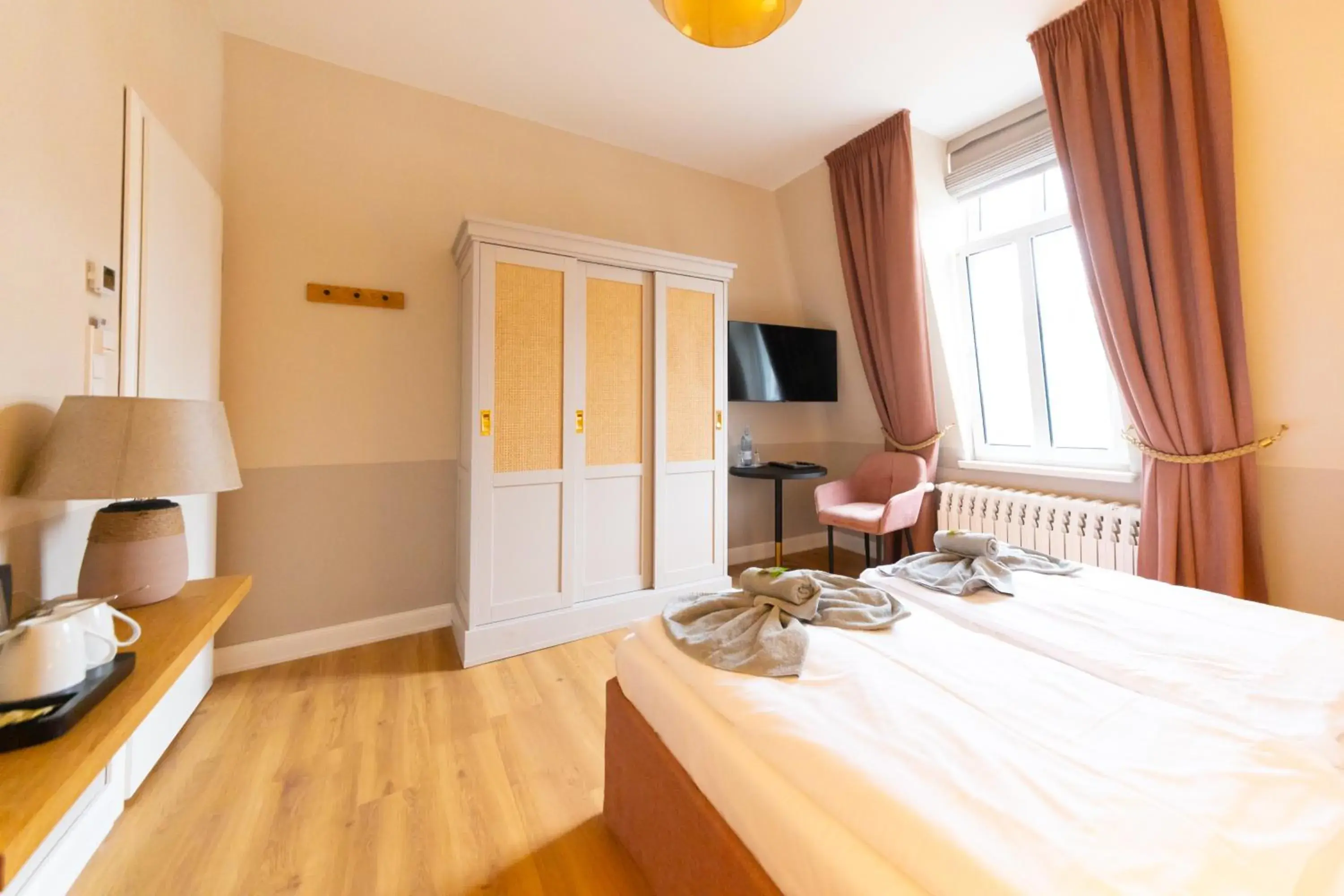 Double Room in Hotel Germania Double Room in Hotel Germania