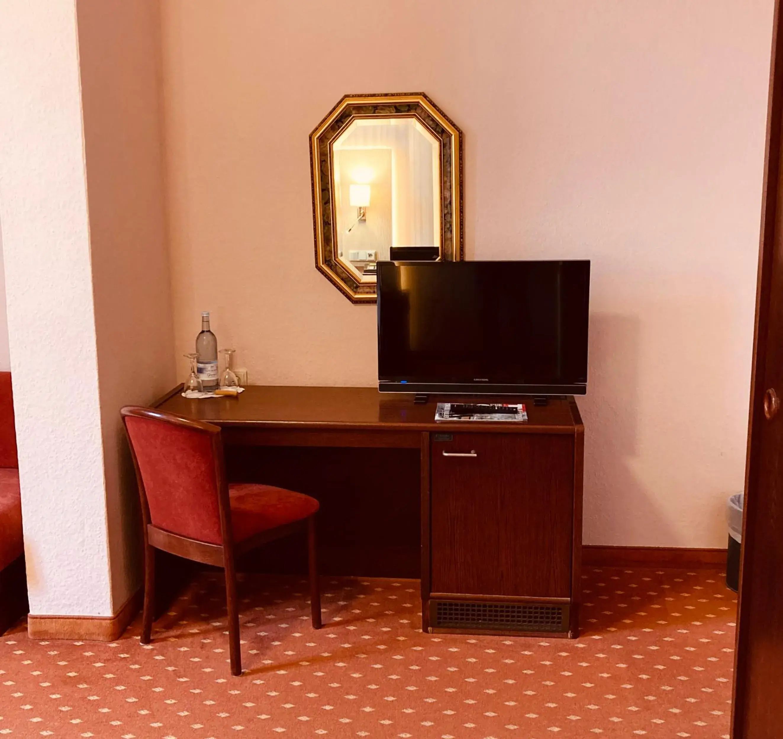 Comfort Double Room in Hotel Germania Comfort Double Room in Hotel Germania