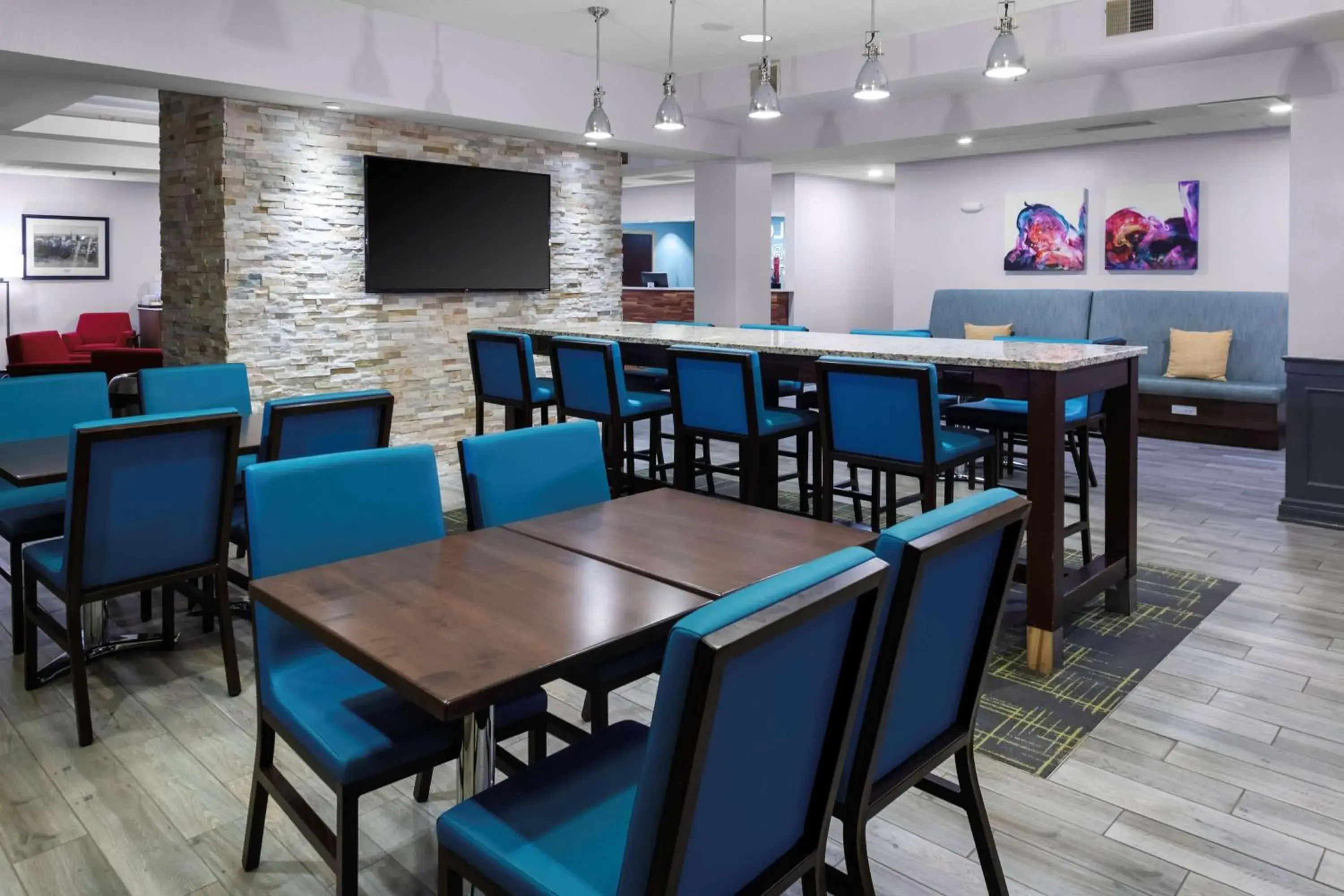 Breakfast in Hampton Inn by Hilton Concord/Bow Breakfast in Hampton Inn by Hilton Concord/Bow