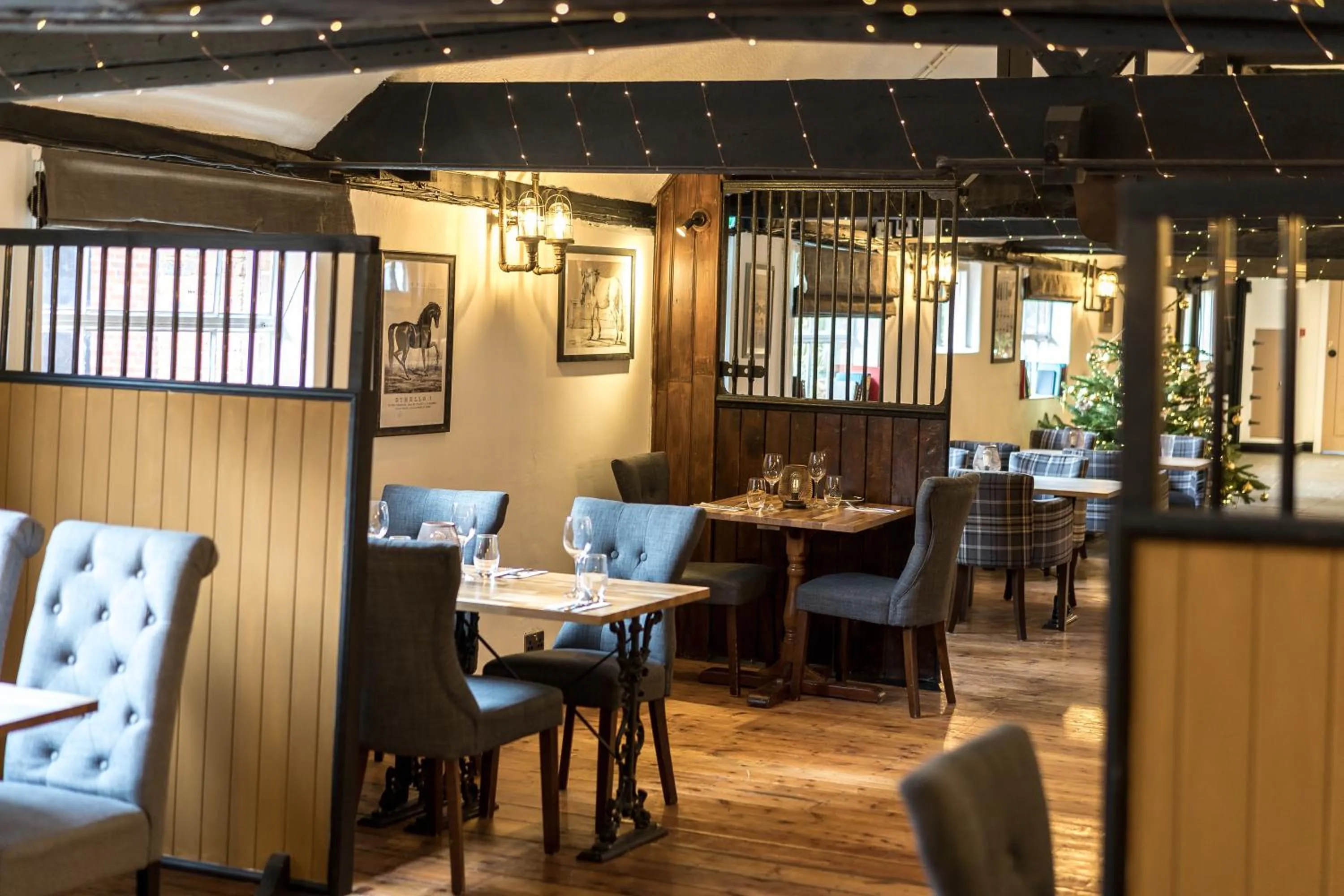 Restaurant/places to eat in Cantley House Hotel - Wokingham