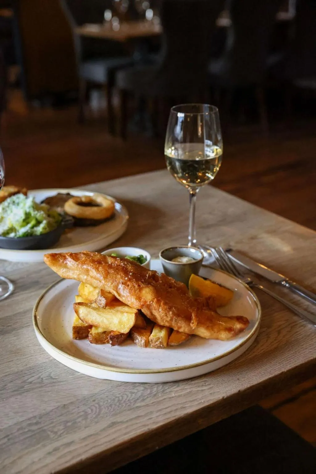 Restaurant/places to eat in Cantley House Hotel - Wokingham