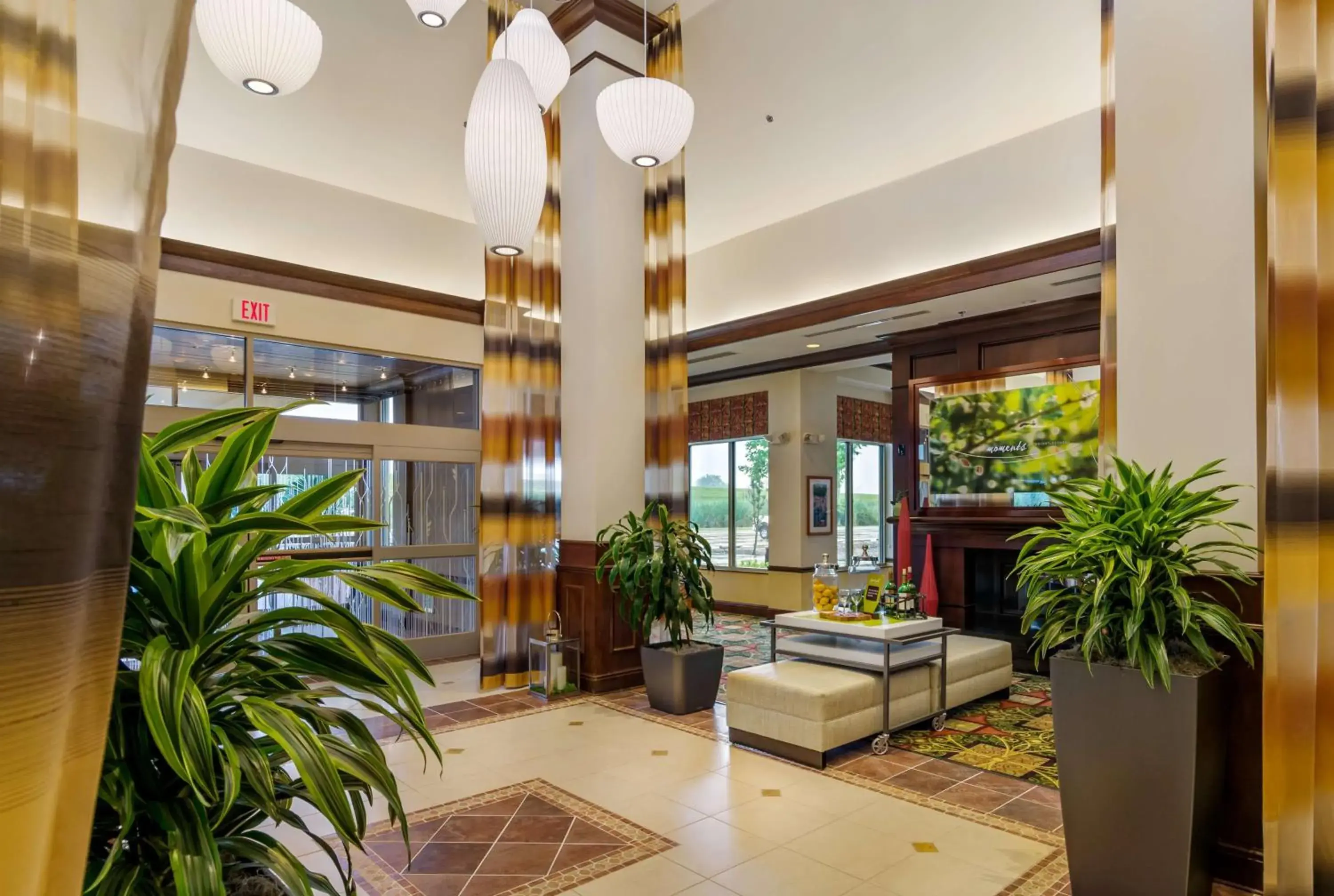 Lobby or reception in Hilton Garden Inn Cleveland East / Mayfield Village Lobby or reception in Hilton Garden Inn Cleveland East / Mayfield Village