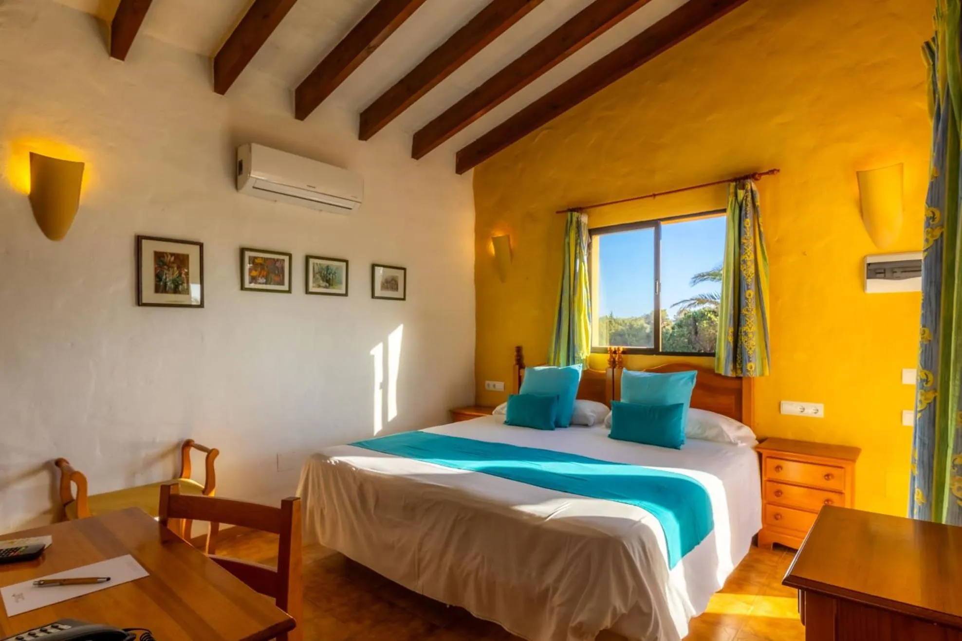 Photo of the whole room, Bed in Hotel Club Sunway Punta Prima