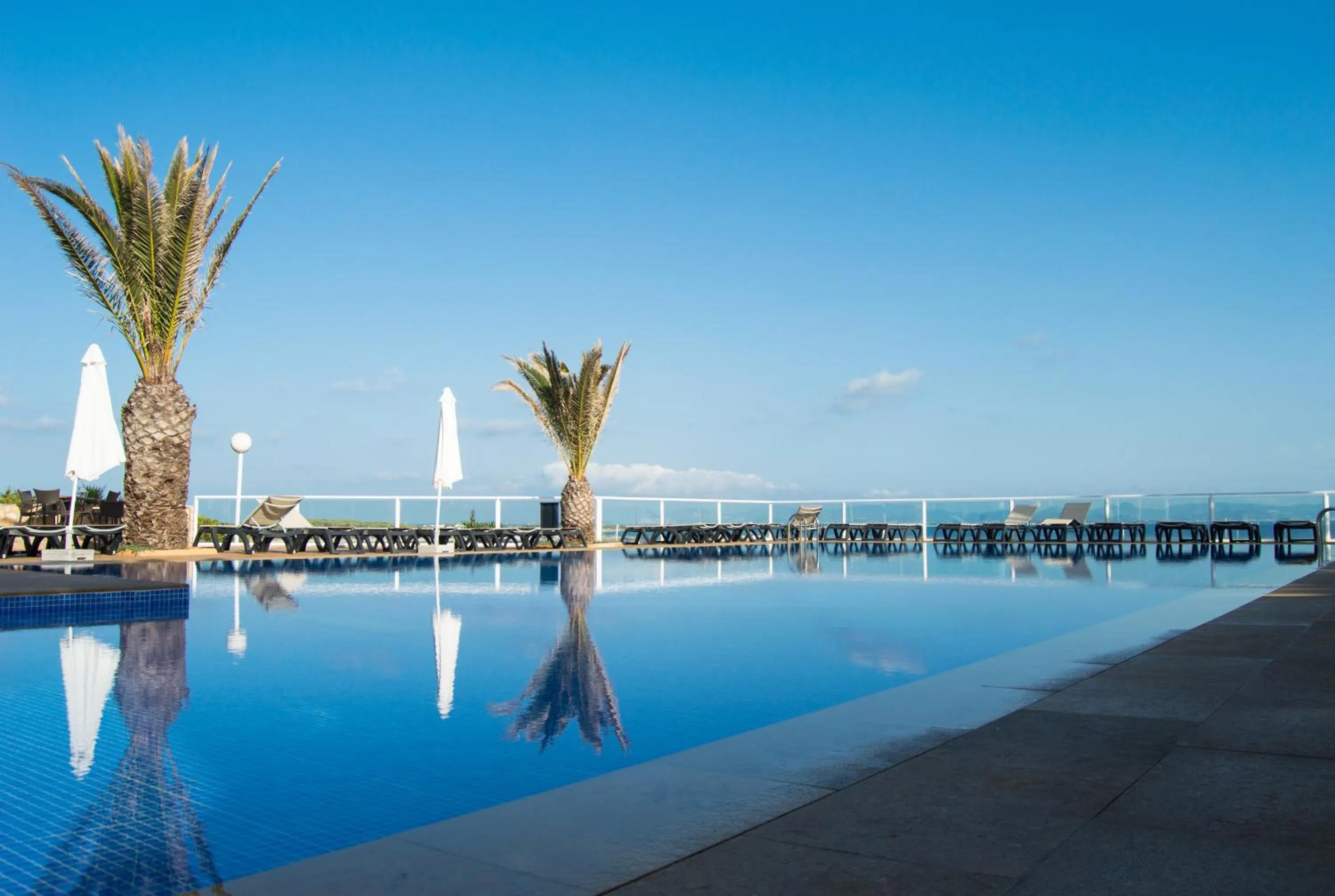 Swimming pool in Hotel Club Sunway Punta Prima