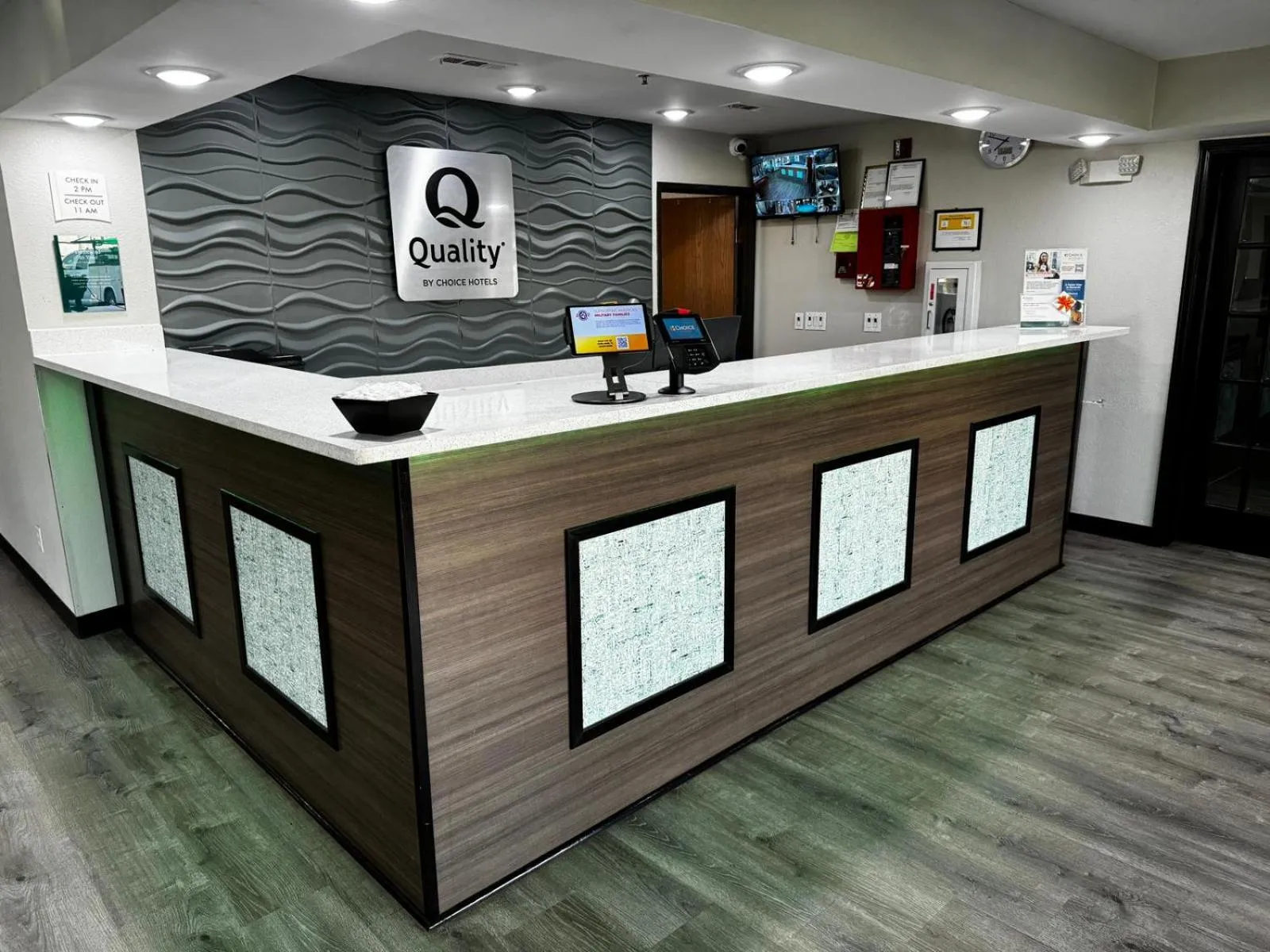 Quality Inn Columbia City near US-30