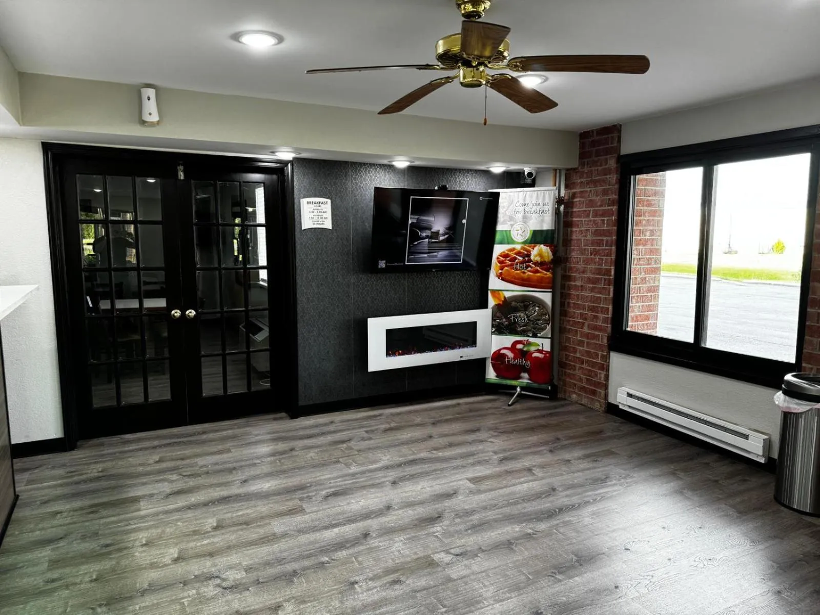 Quality Inn Columbia City near US-30