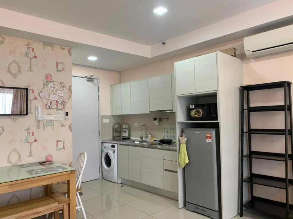 Host Assist Homestay by HA i-City