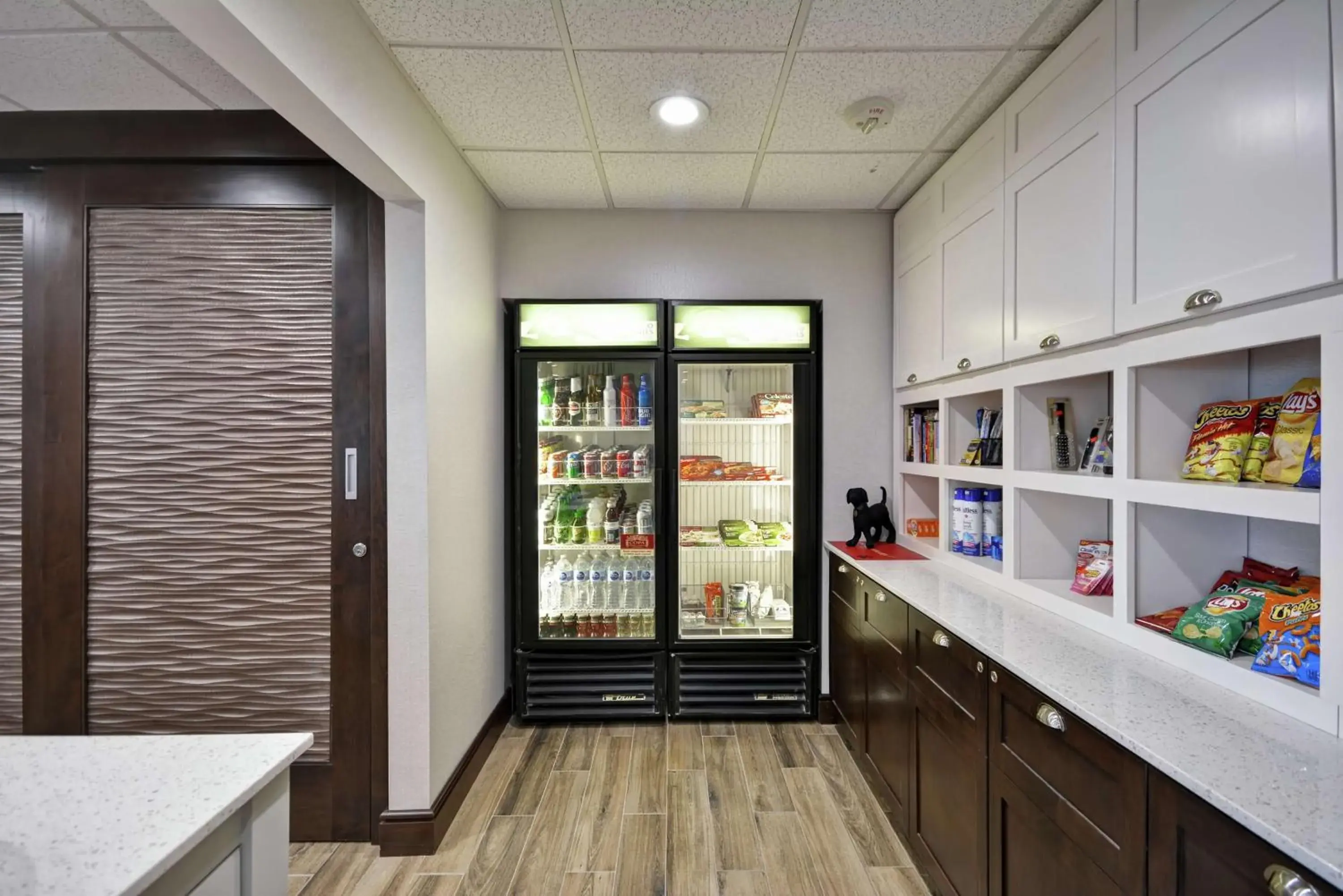 Restaurant/places to eat in Homewood Suites by Hilton Palm Desert Restaurant/places to eat in Homewood Suites by Hilton Palm Desert