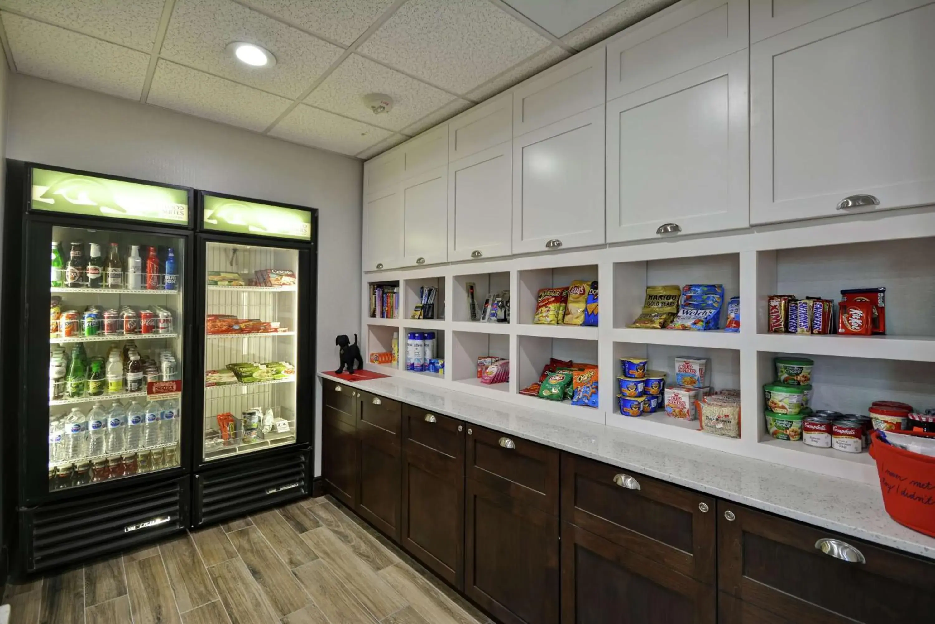 Restaurant/places to eat in Homewood Suites by Hilton Palm Desert Restaurant/places to eat in Homewood Suites by Hilton Palm Desert