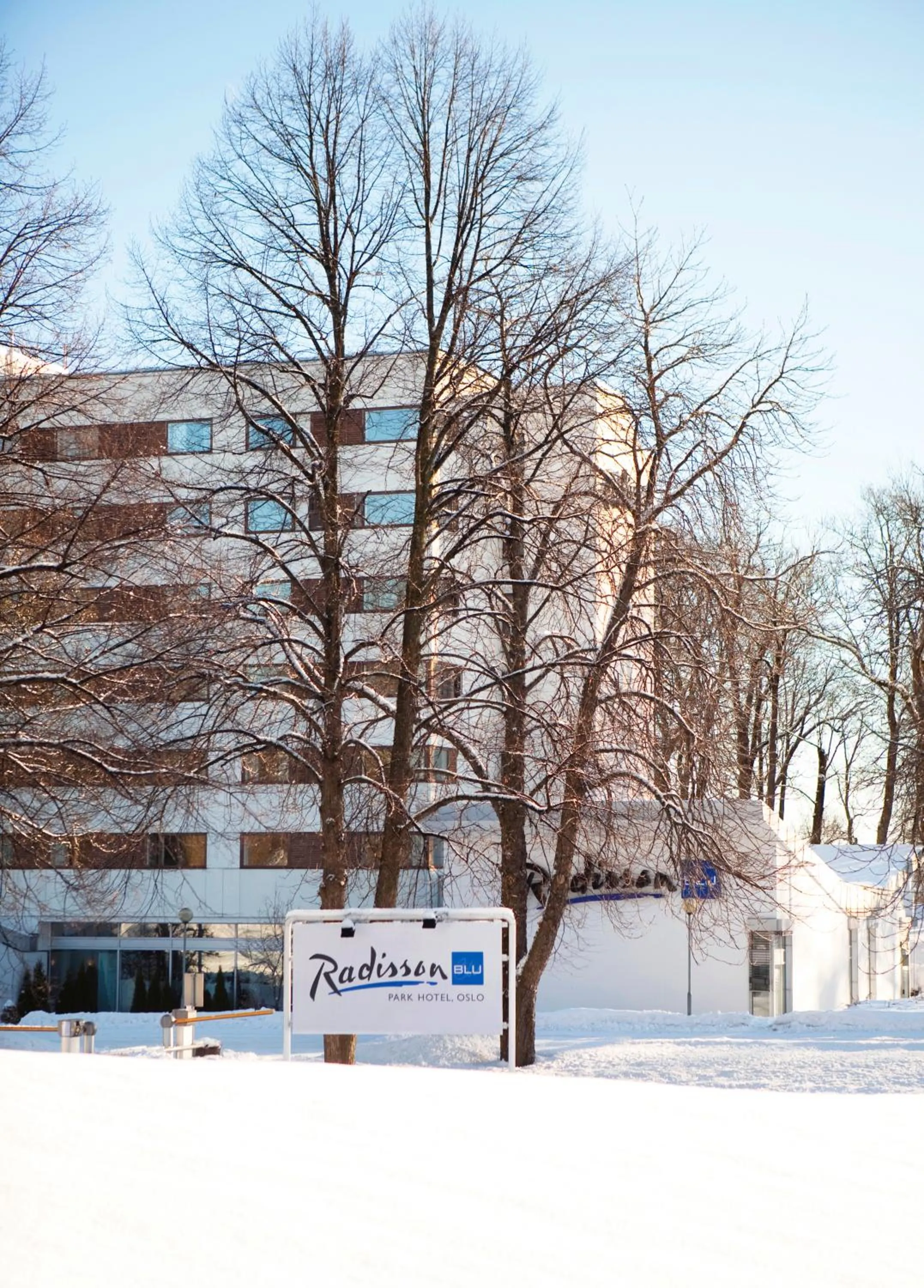Facade/entrance in Radisson Blu Park Hotel, Oslo