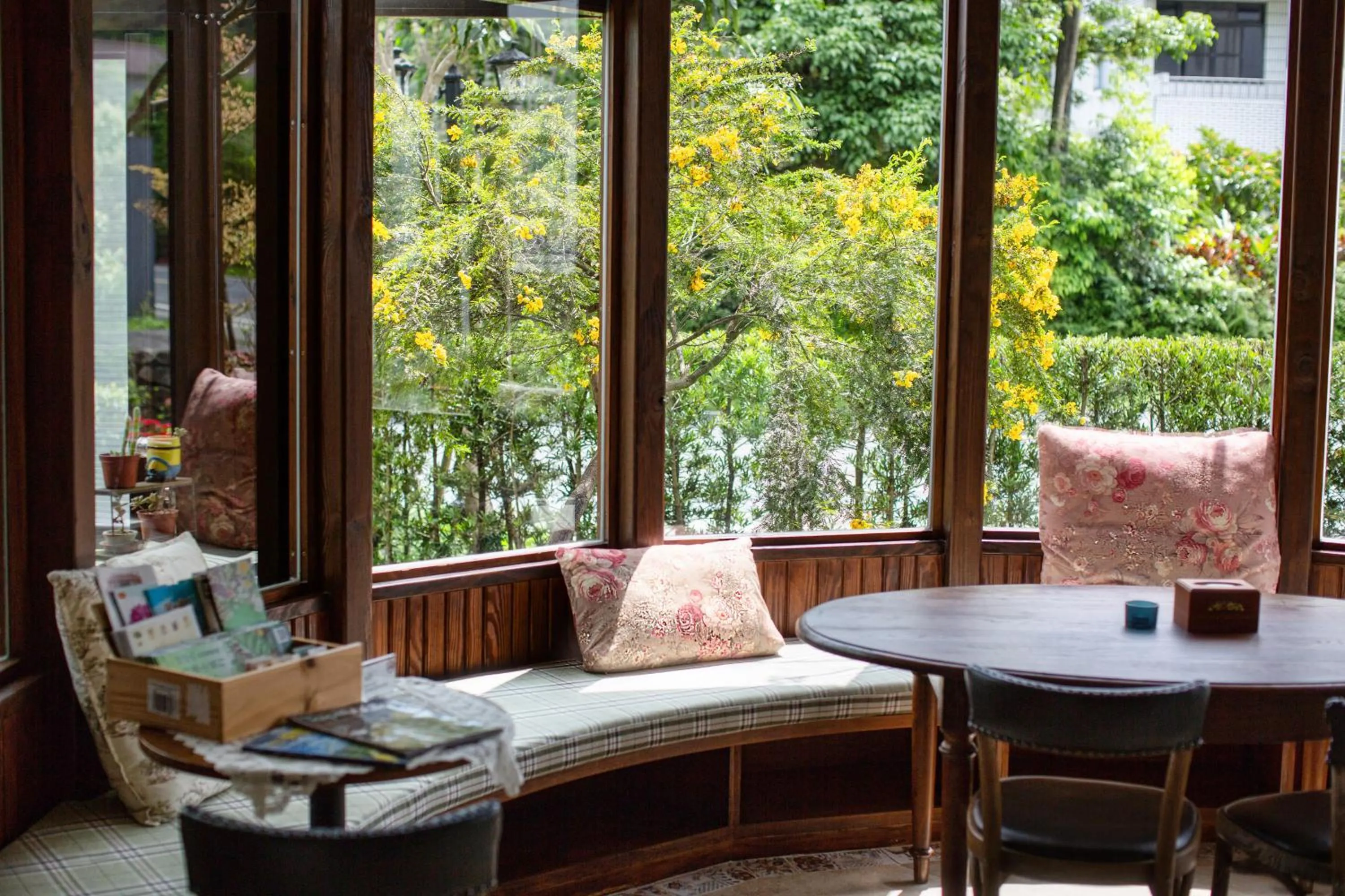 R&J Guesthouse