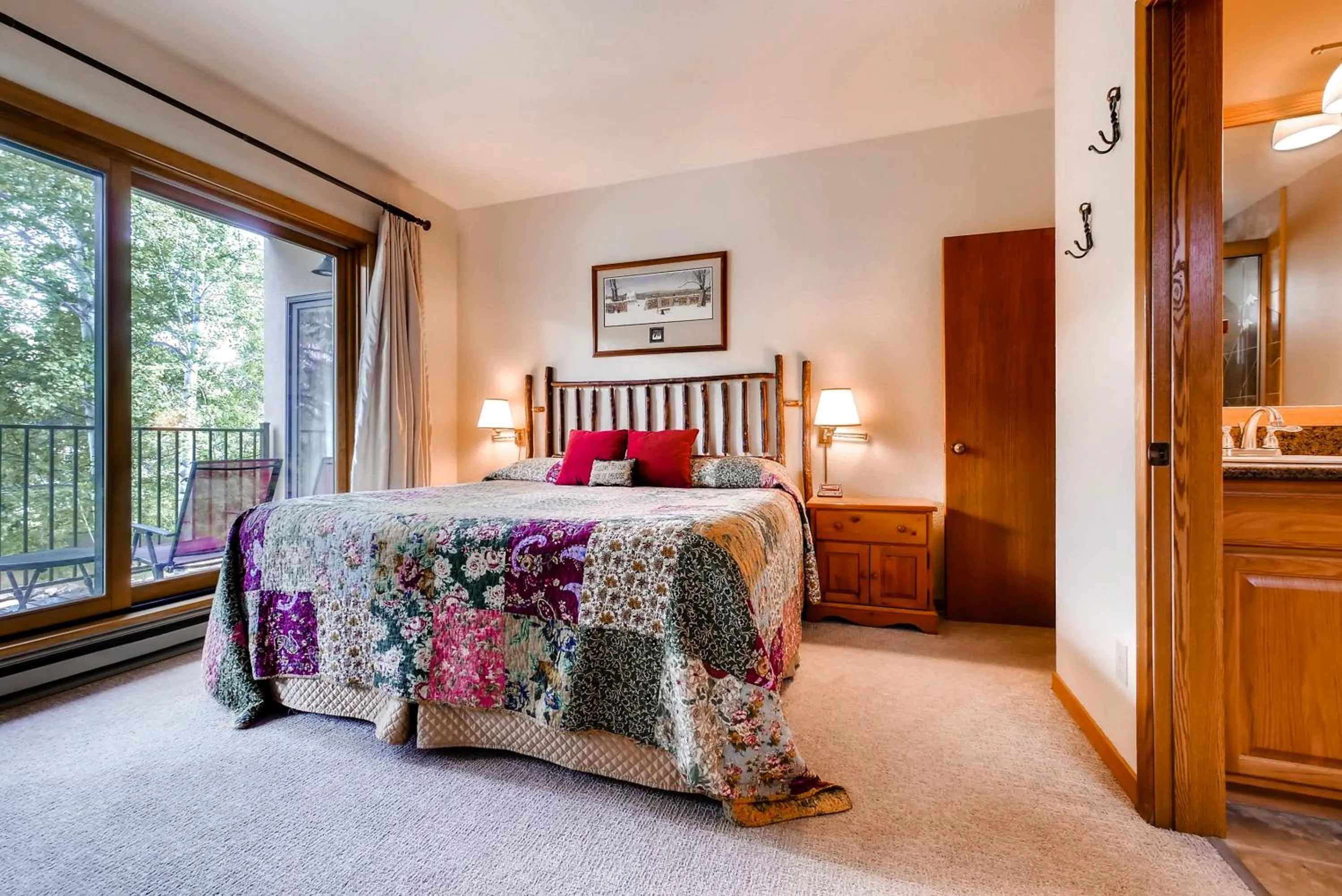 Bedroom, Bed in Snow Flower Condos