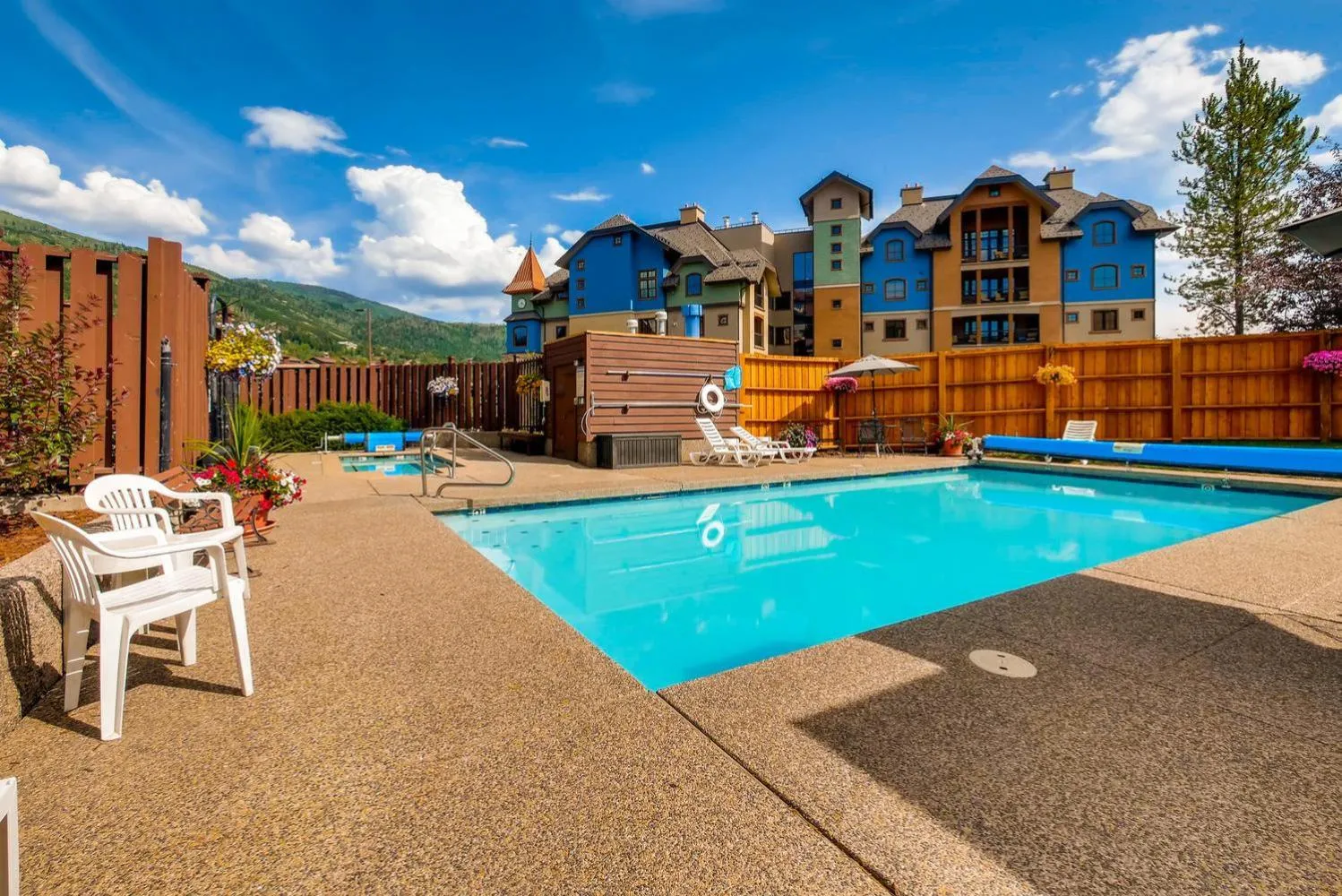 Hot Tub in Snow Flower Condos