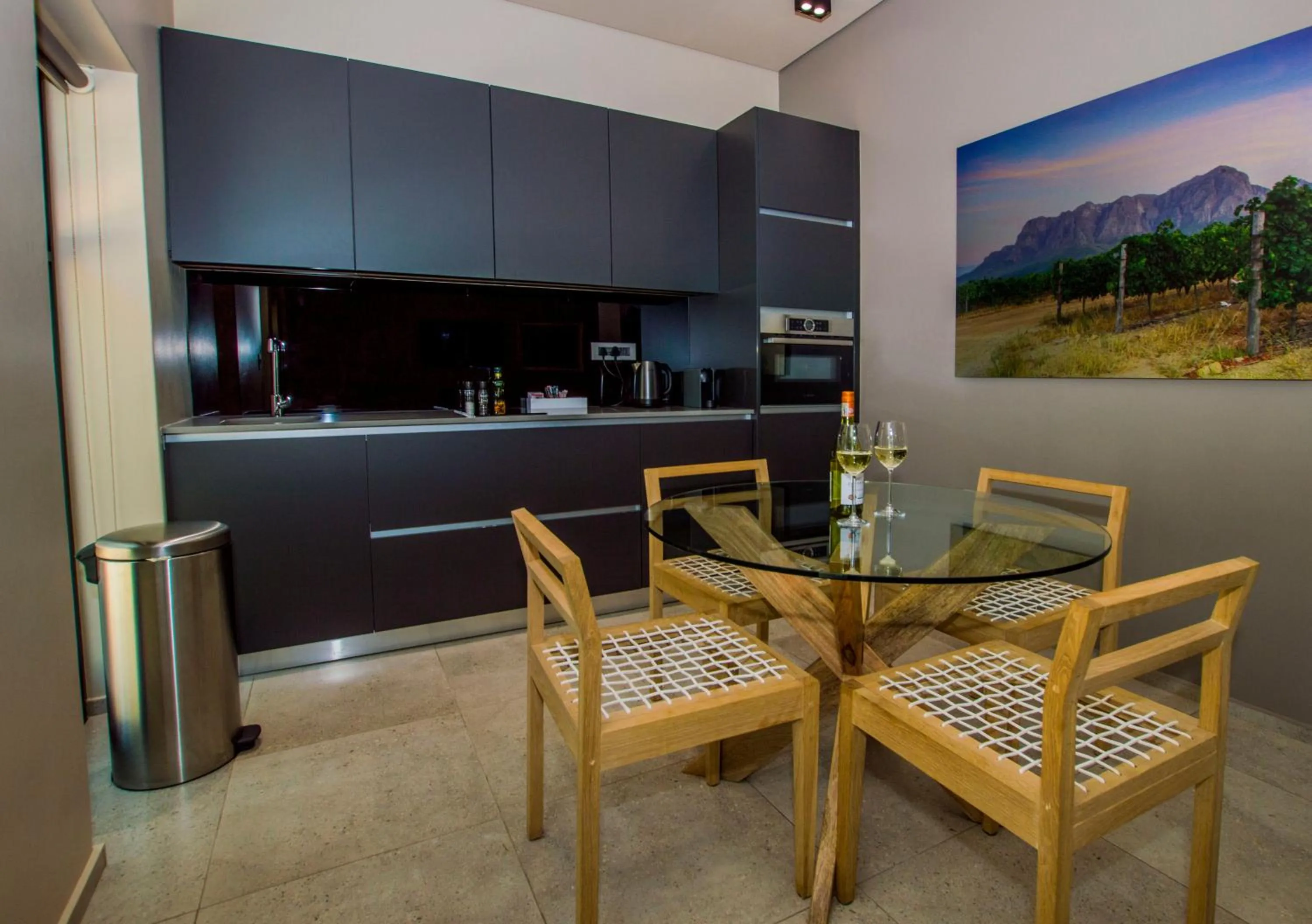 Kitchen or kitchenette in De Haas Living @ Die Laan 2