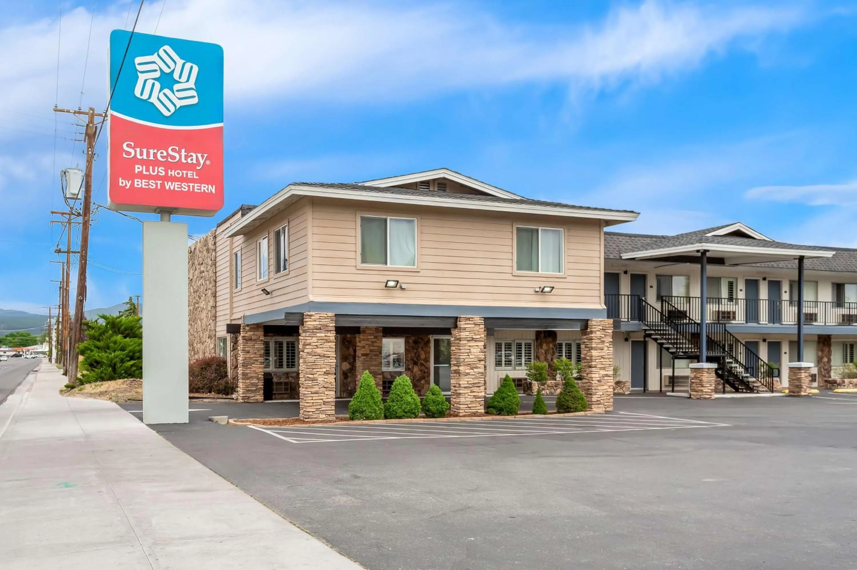 Property building in SureStay Plus Hotel by Best Western Susanville