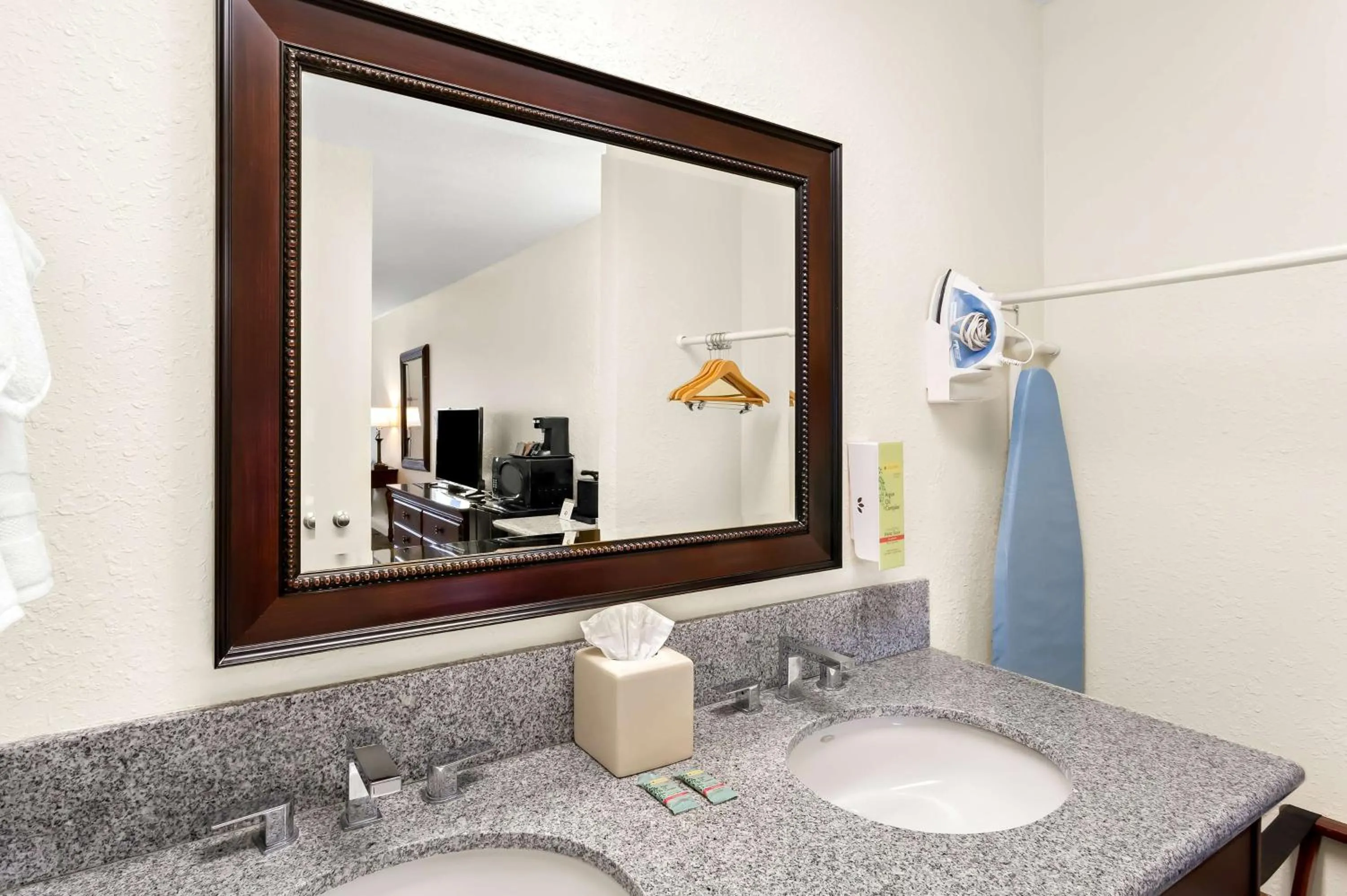 Bathroom in SureStay Plus Hotel by Best Western Susanville