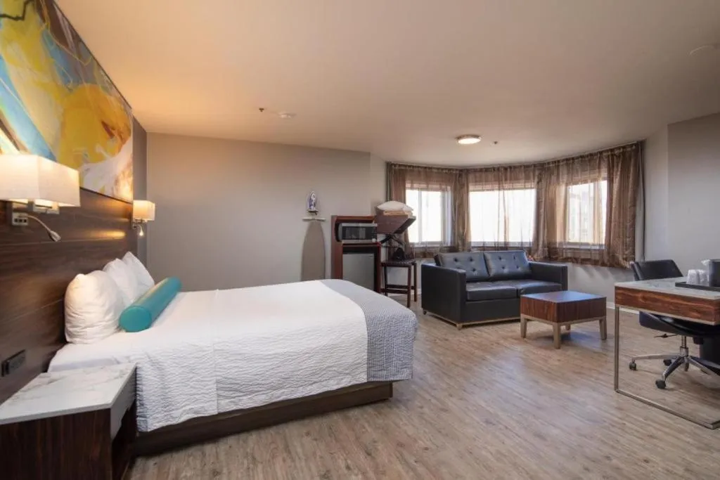 Bed in Inn at Rockaway San Francisco Pacifica