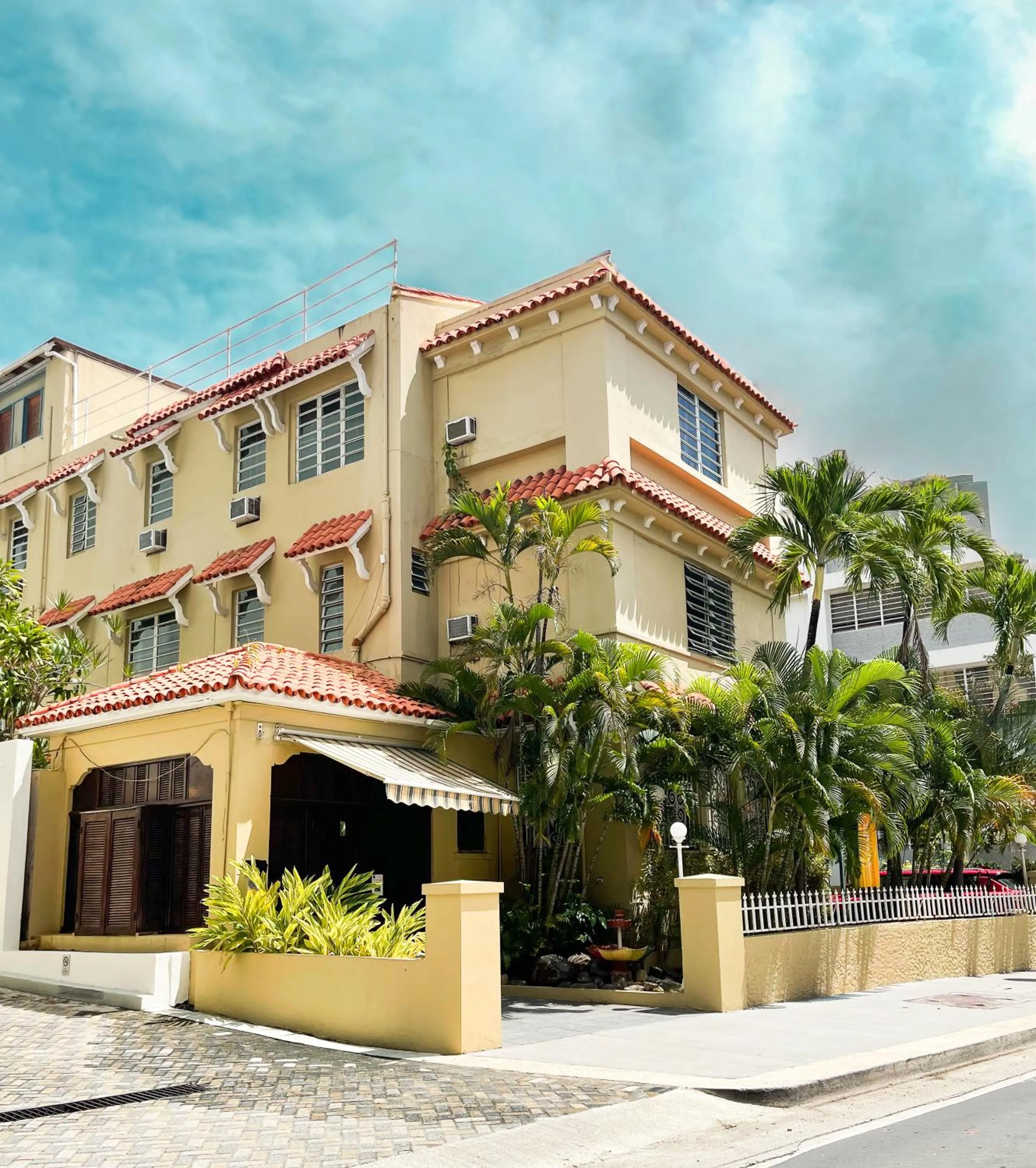 Facade/entrance in Canario Boutique Hotel