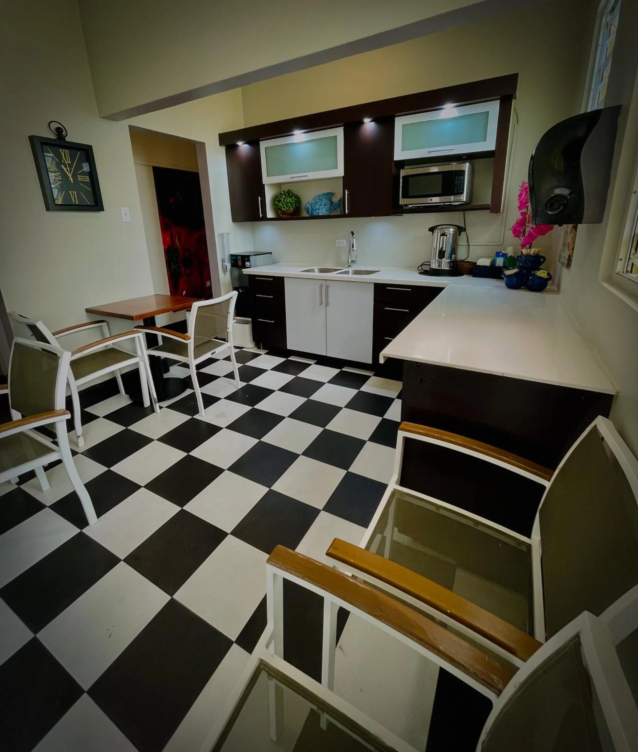 Communal kitchen in Canario Boutique Hotel