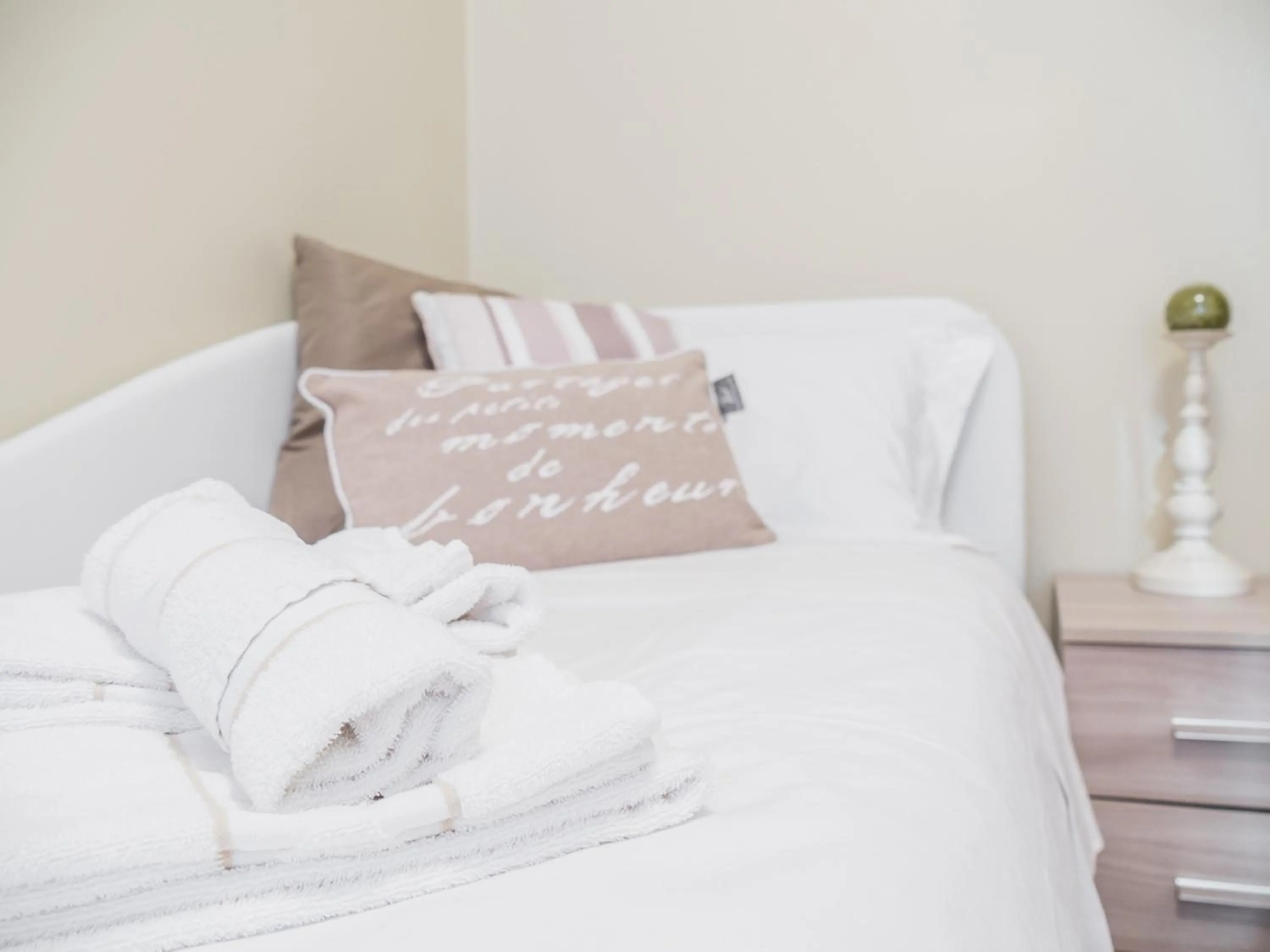 Bedroom, Bed in San Marco Square with Canal View by Wonderful Italy