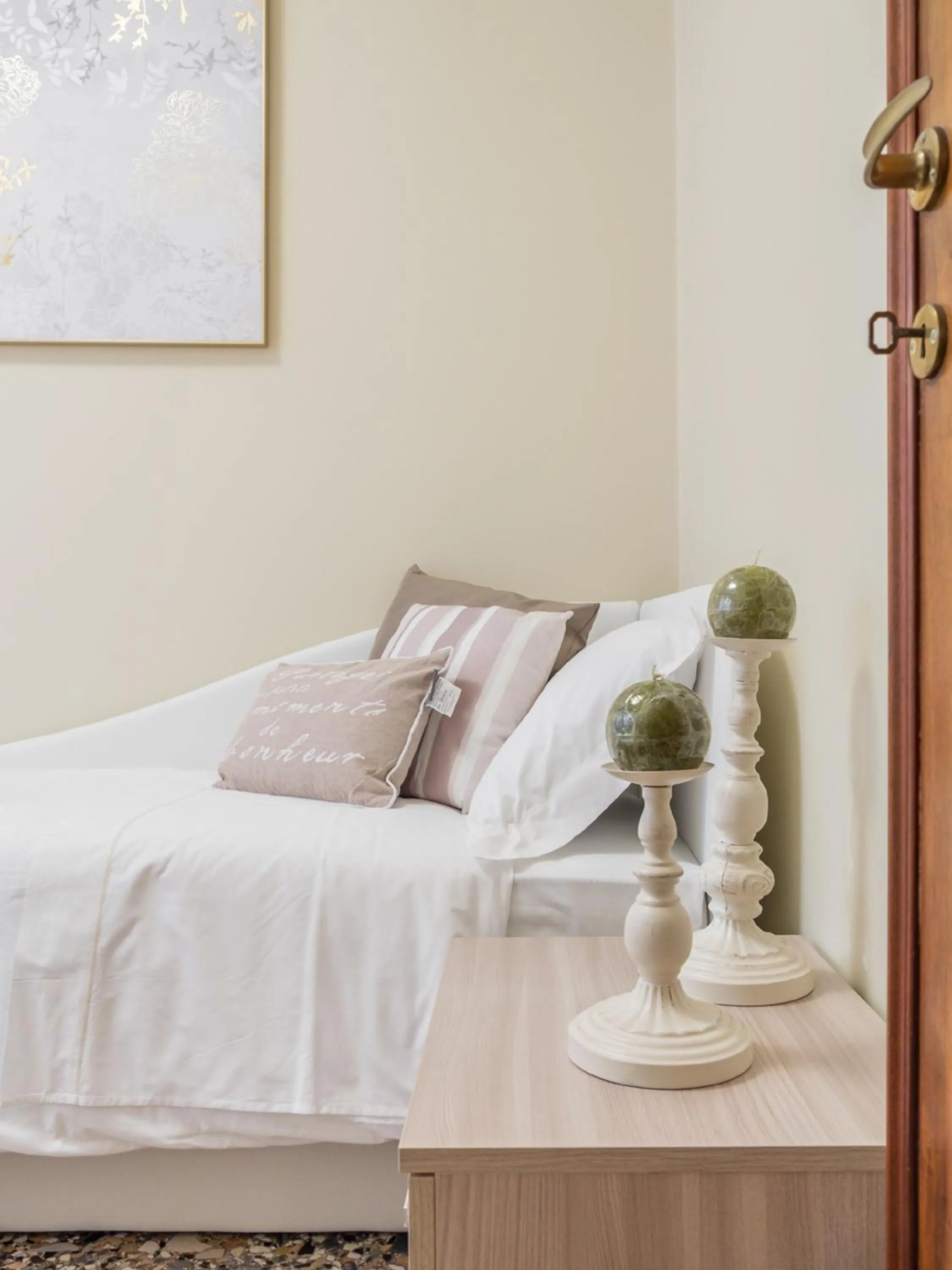 Bedroom, Bed in San Marco Square with Canal View by Wonderful Italy