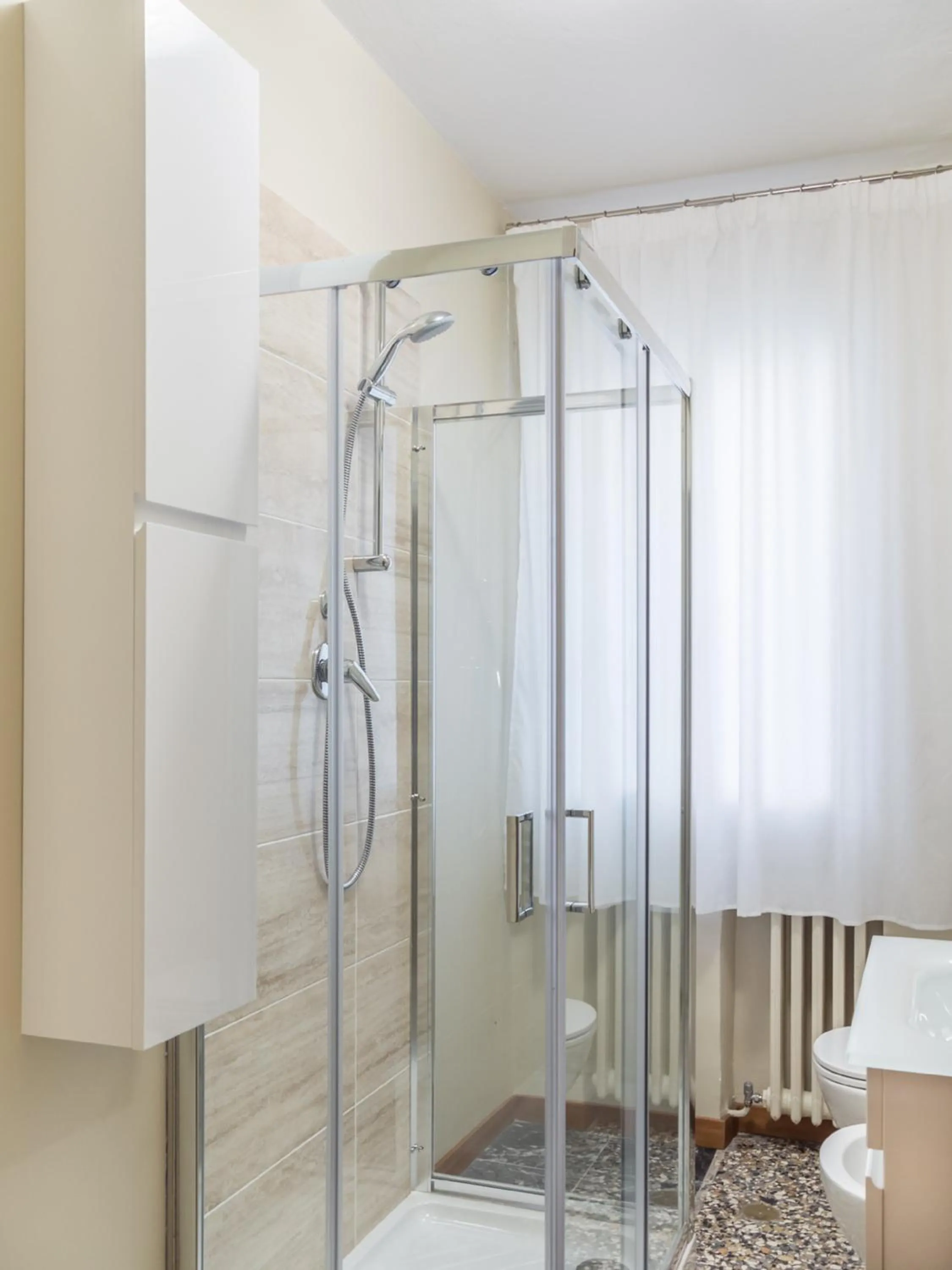 Bathroom in San Marco Square with Canal View by Wonderful Italy