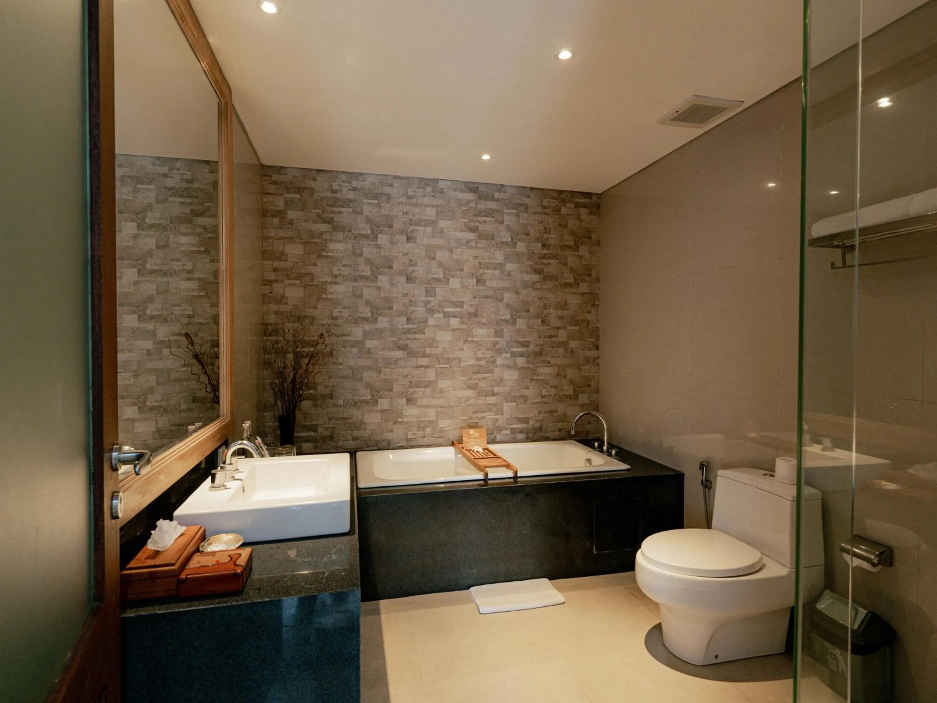 Toilet in Lasanti Villas Seminyak