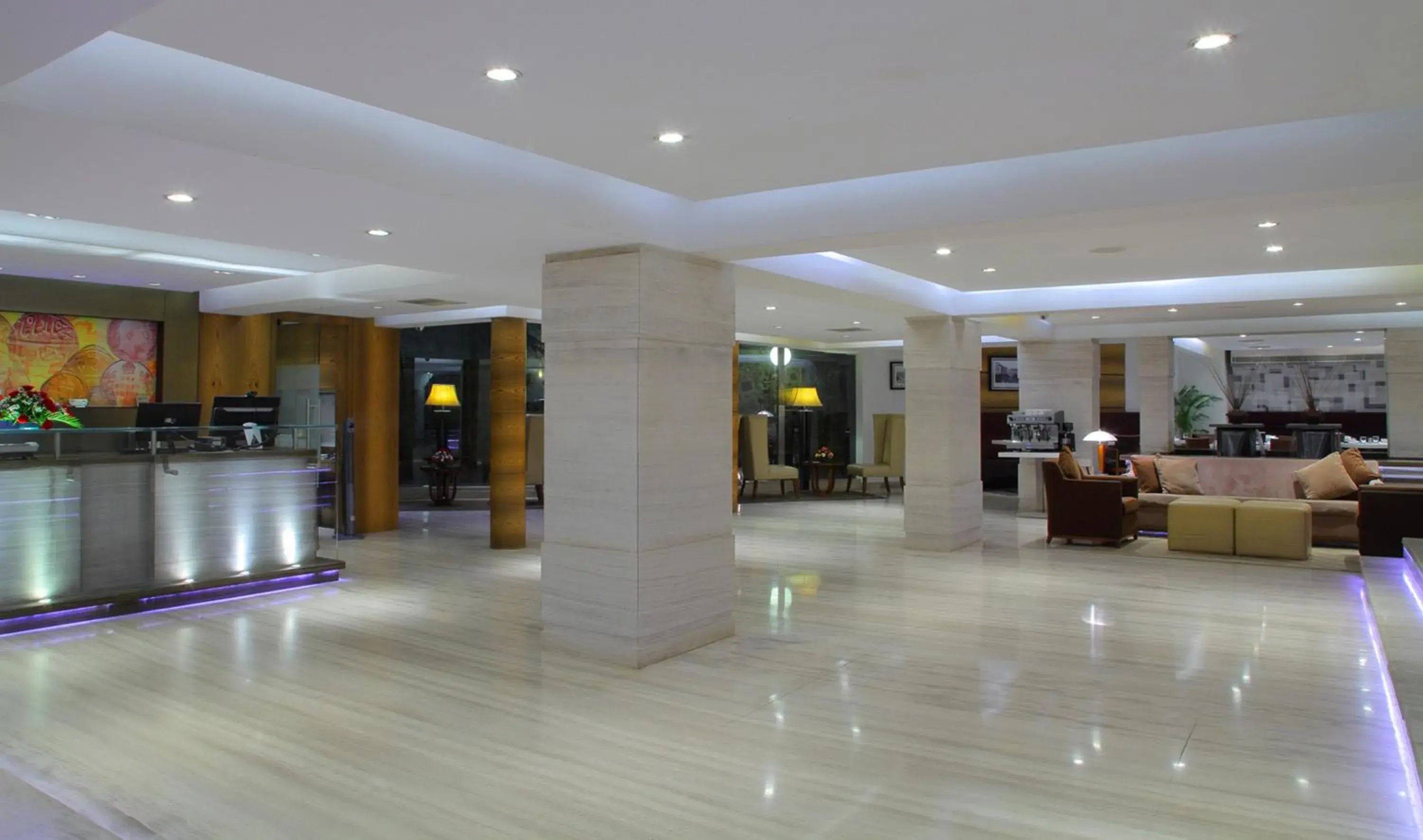 Lobby or reception in Hiltop Hotel Lobby or reception in Hiltop Hotel
