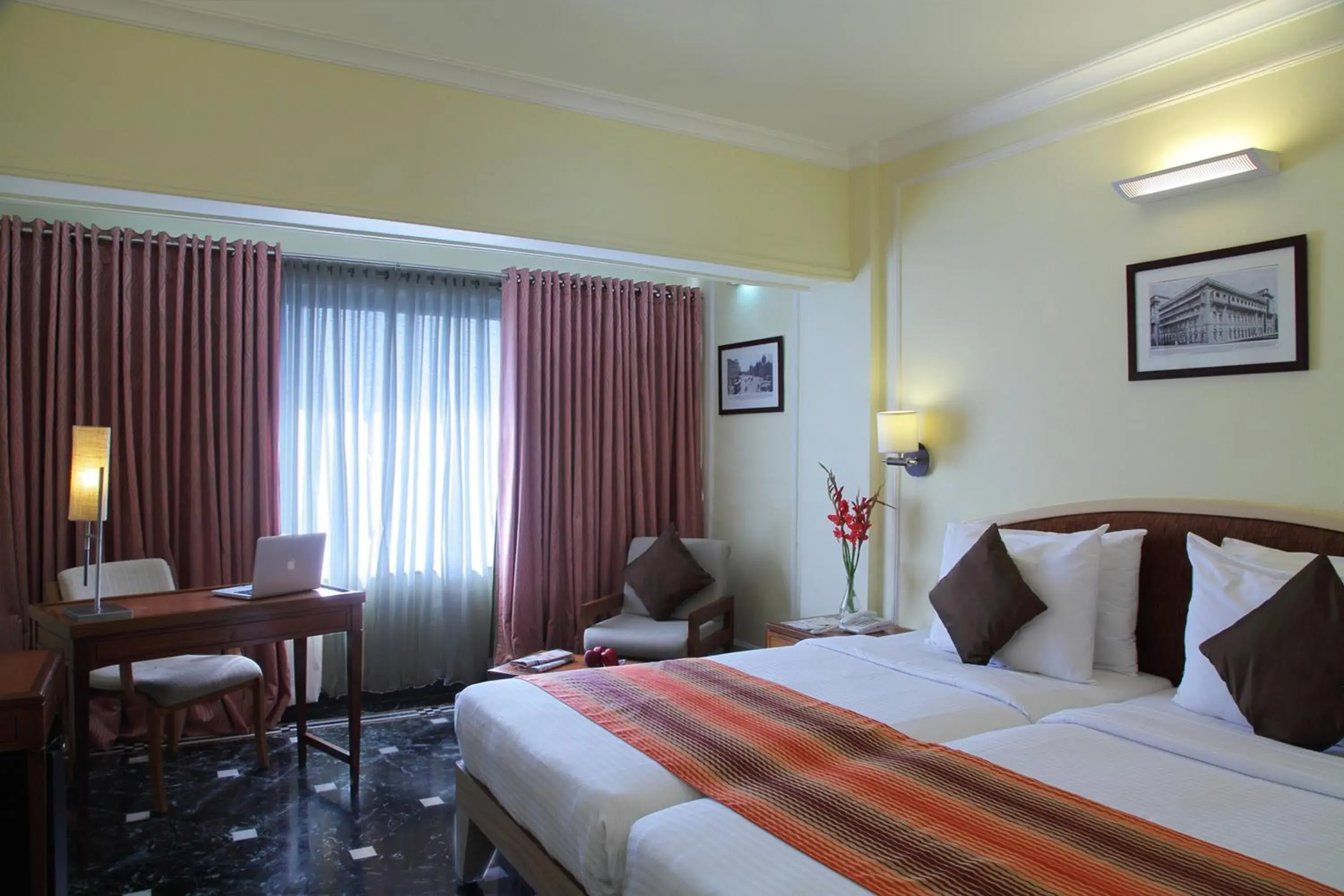 Photo of the whole room, Bed in Hiltop Hotel Photo of the whole room, Bed in Hiltop Hotel