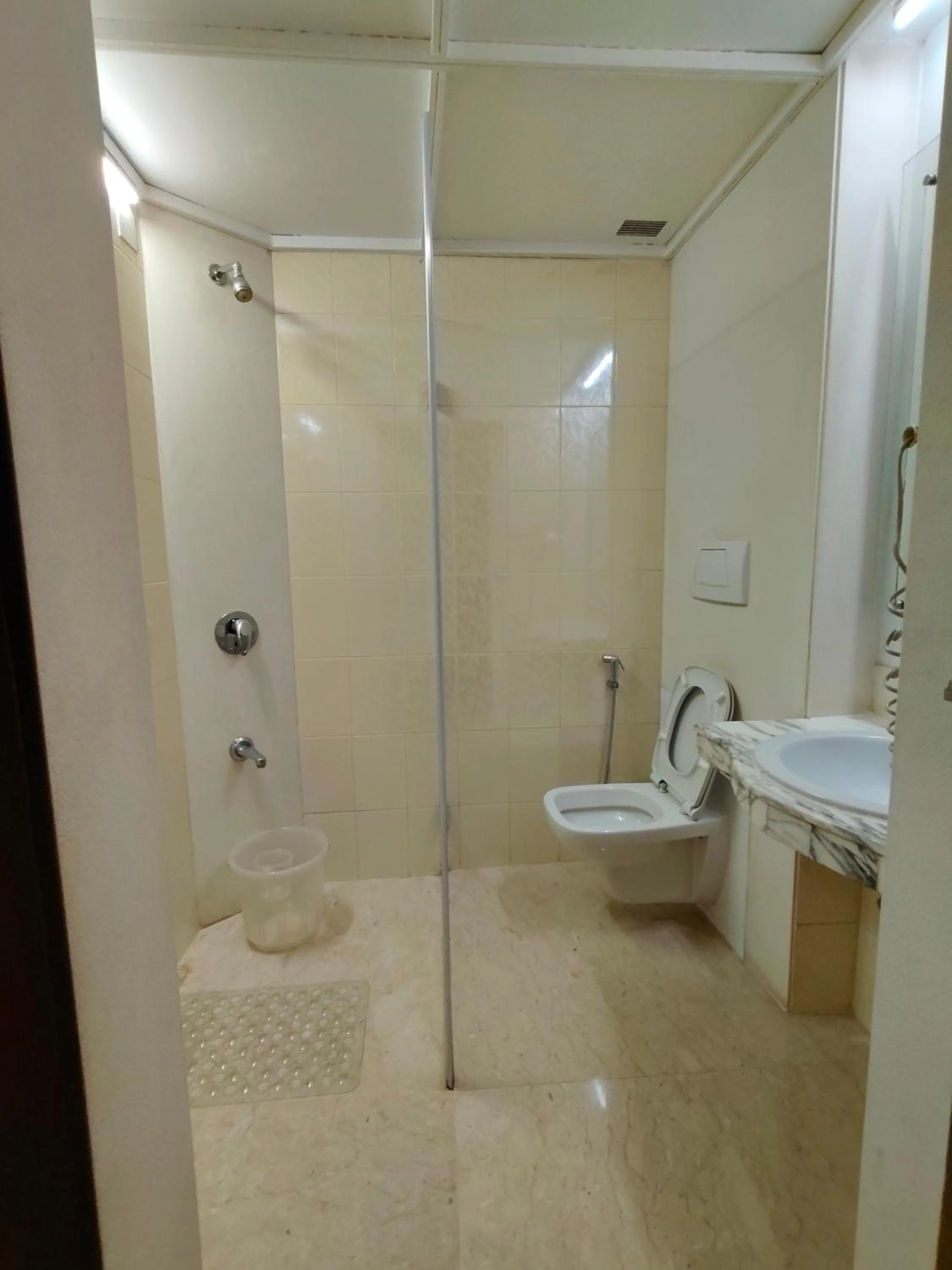 Bathroom in Regency Hotel