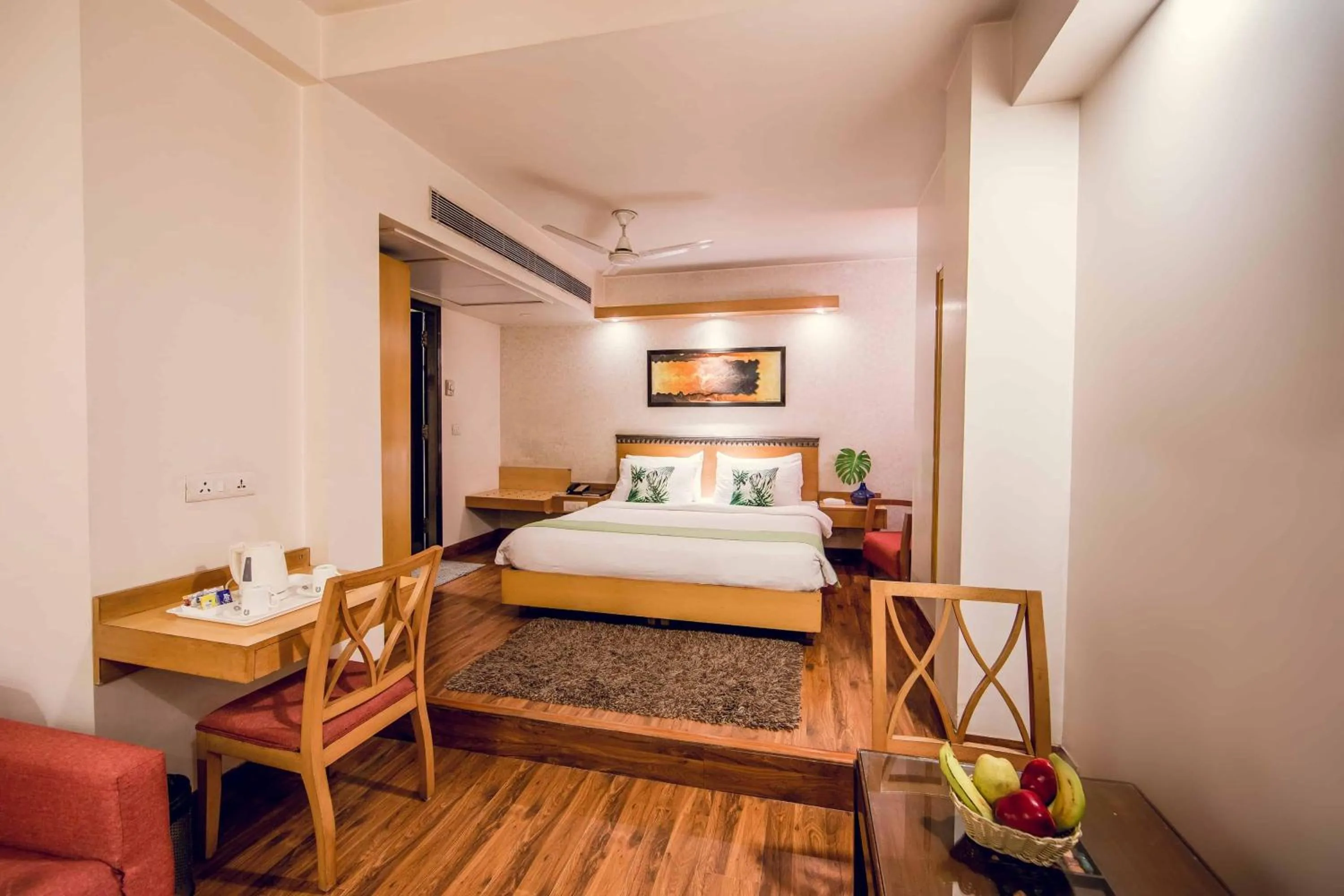 Photo of the whole room, Bed in Rockland Hotel, C.R Park