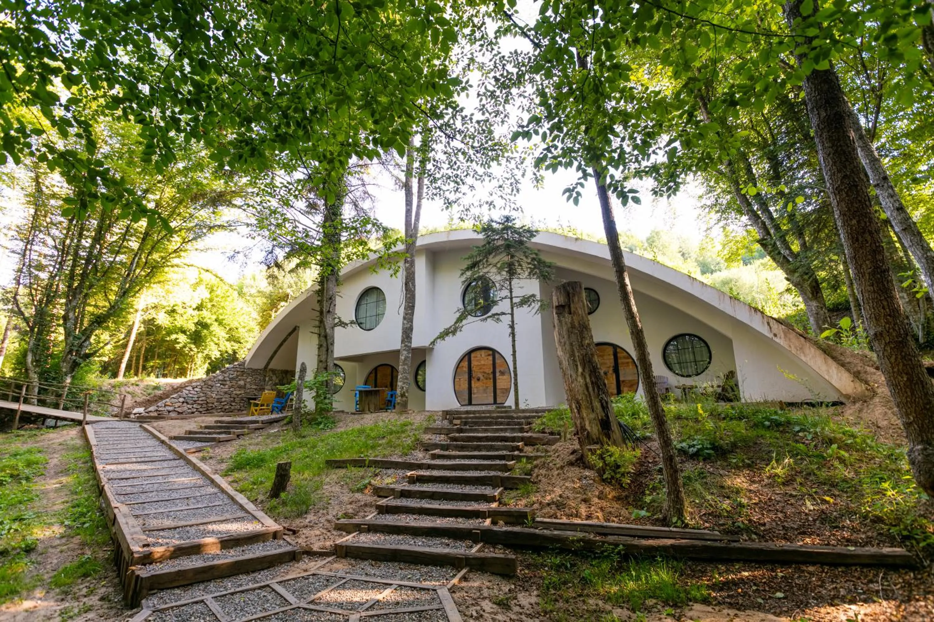 Property building in Hindiba Doga Evi