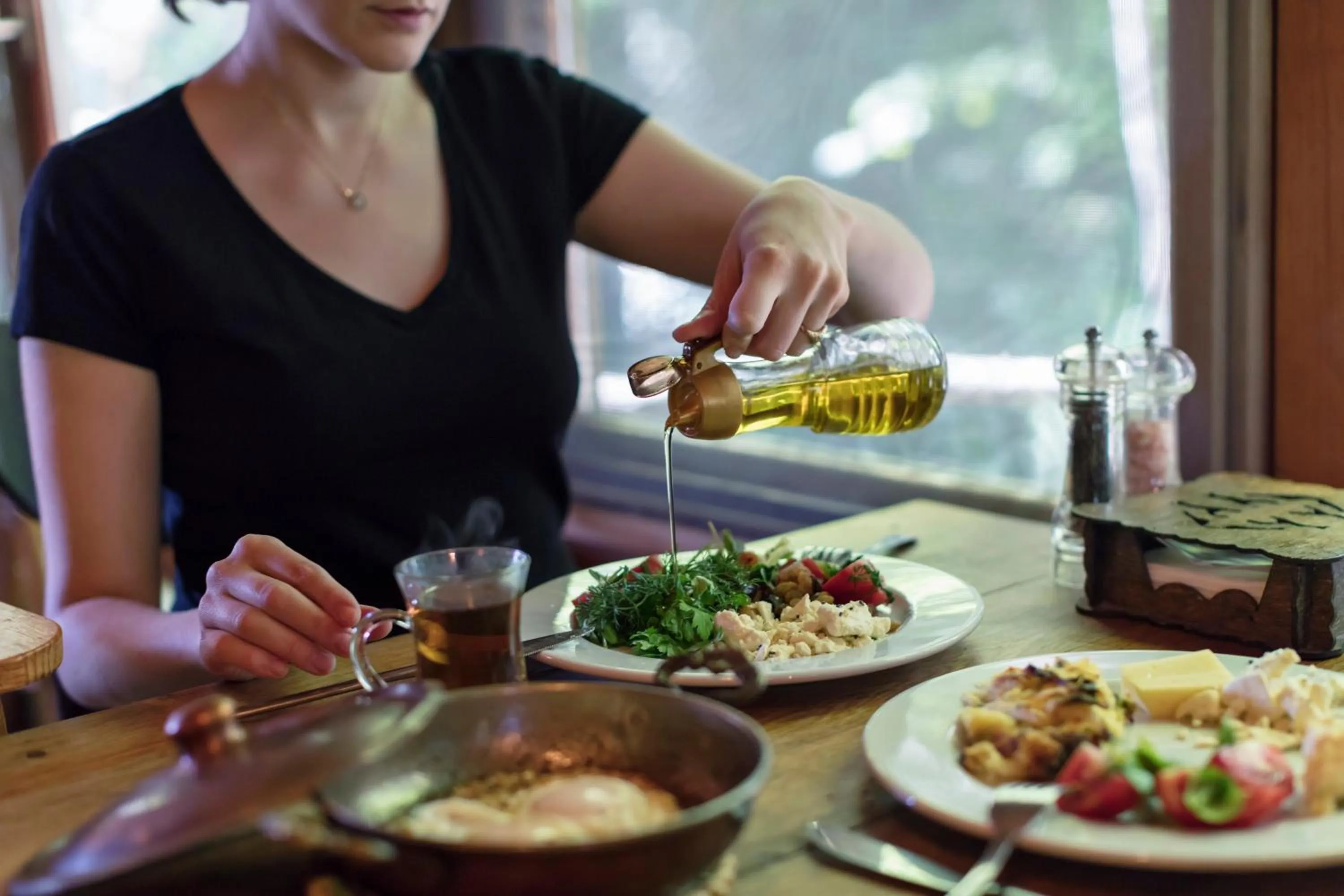 Buffet breakfast in Hindiba Doga Evi