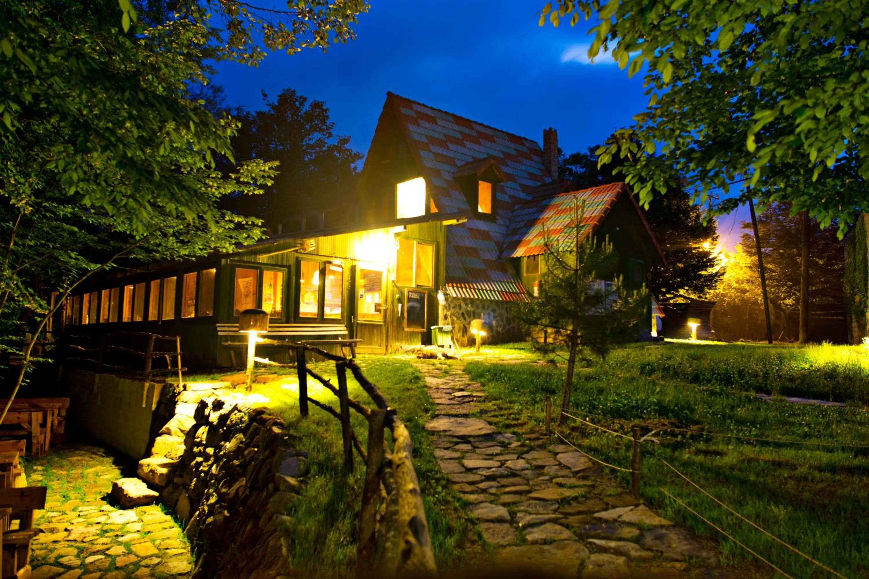 Facade/entrance in Hindiba Doga Evi