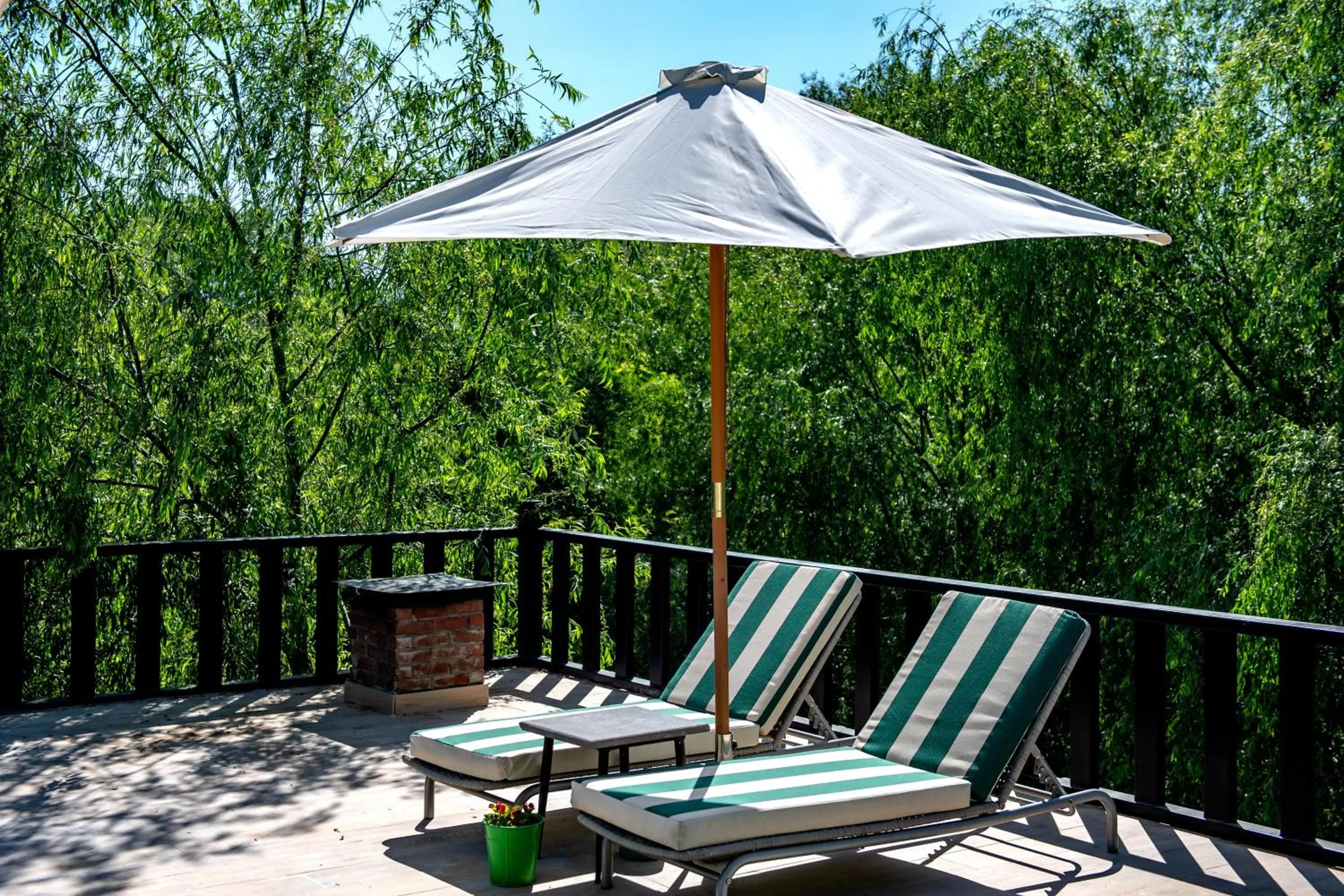 Summer in Wineport Lodge Agva Riverside Hotel & Winery